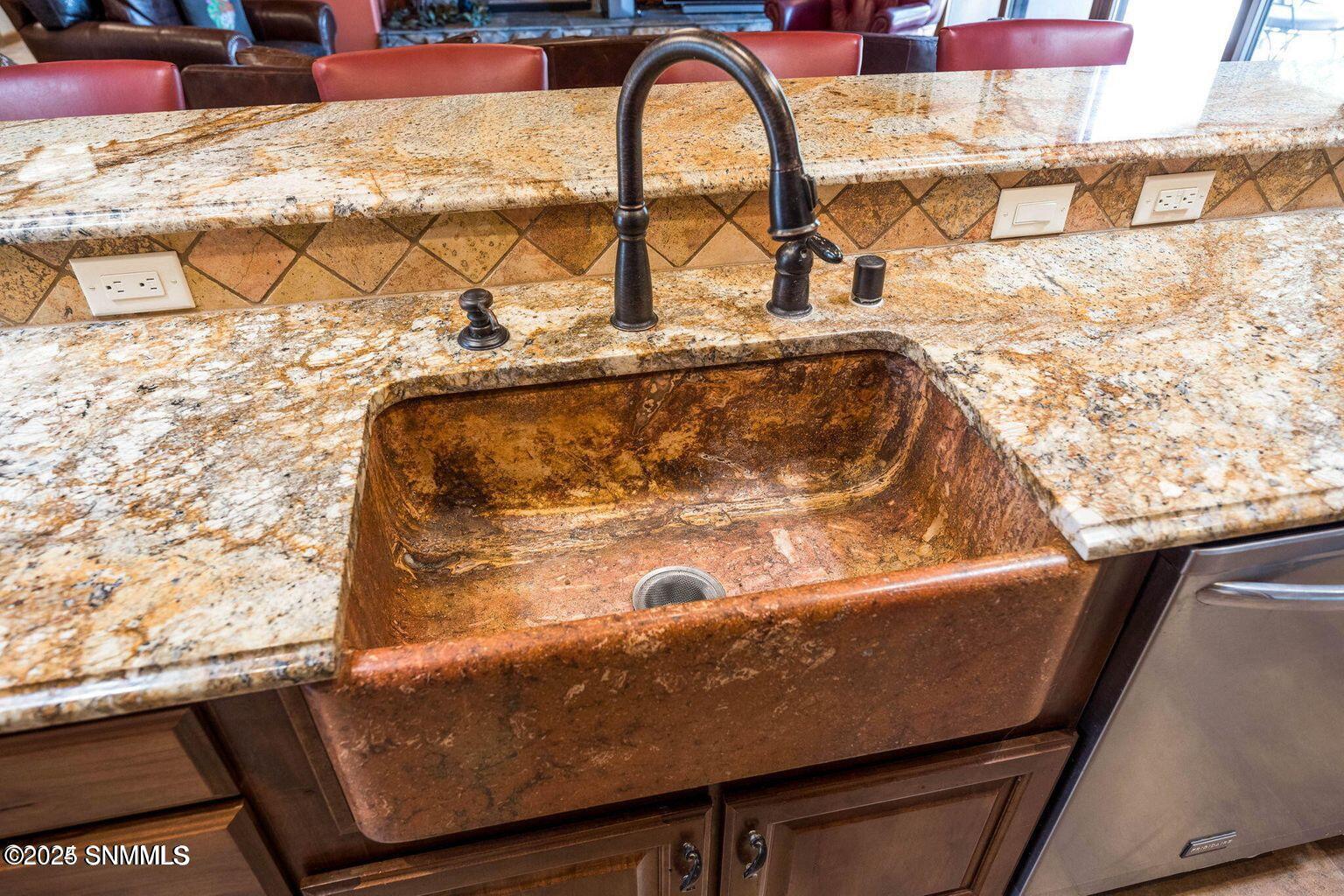 701 Hawthorne Drive, Elephant Butte, New Mexico image 15
