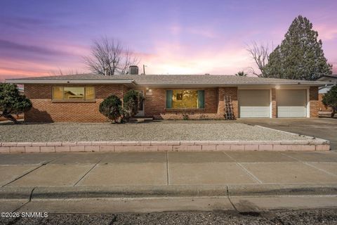 Townhouse For Sale - 2290 Avalon Drive<br/> Las Cruces, NM 88005