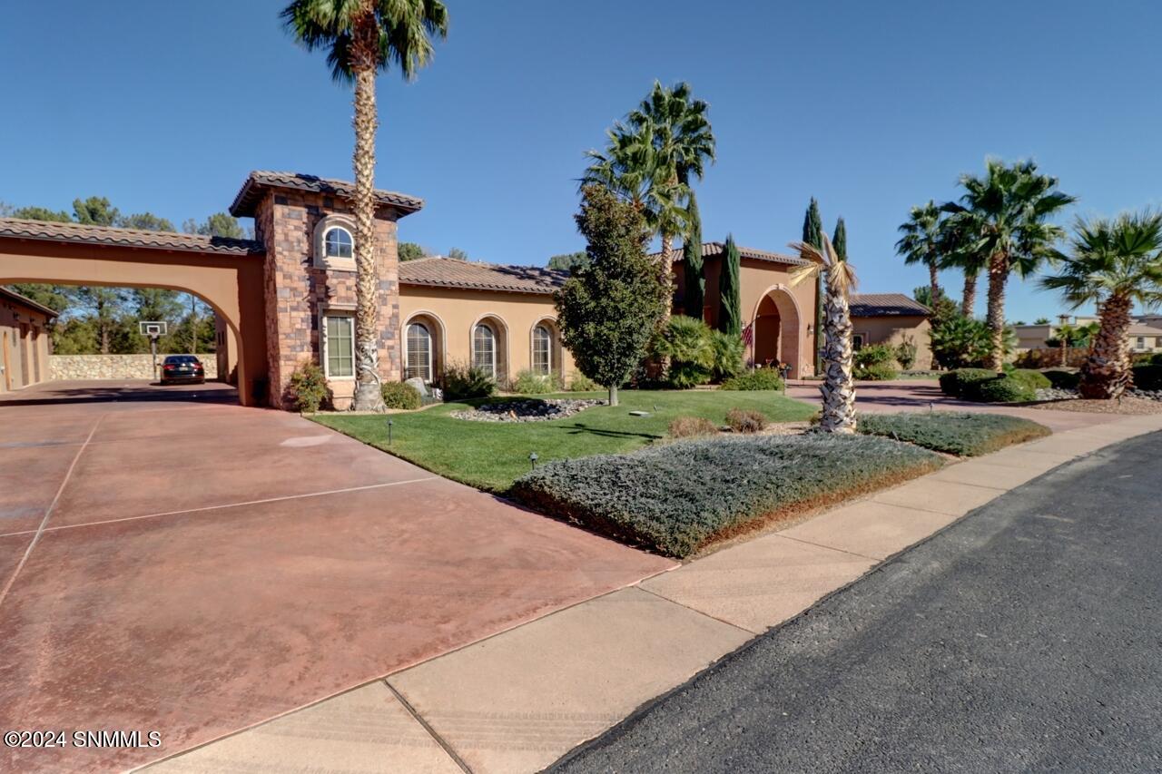 1930 Tapestry Circle, Las Cruces, New Mexico image 3