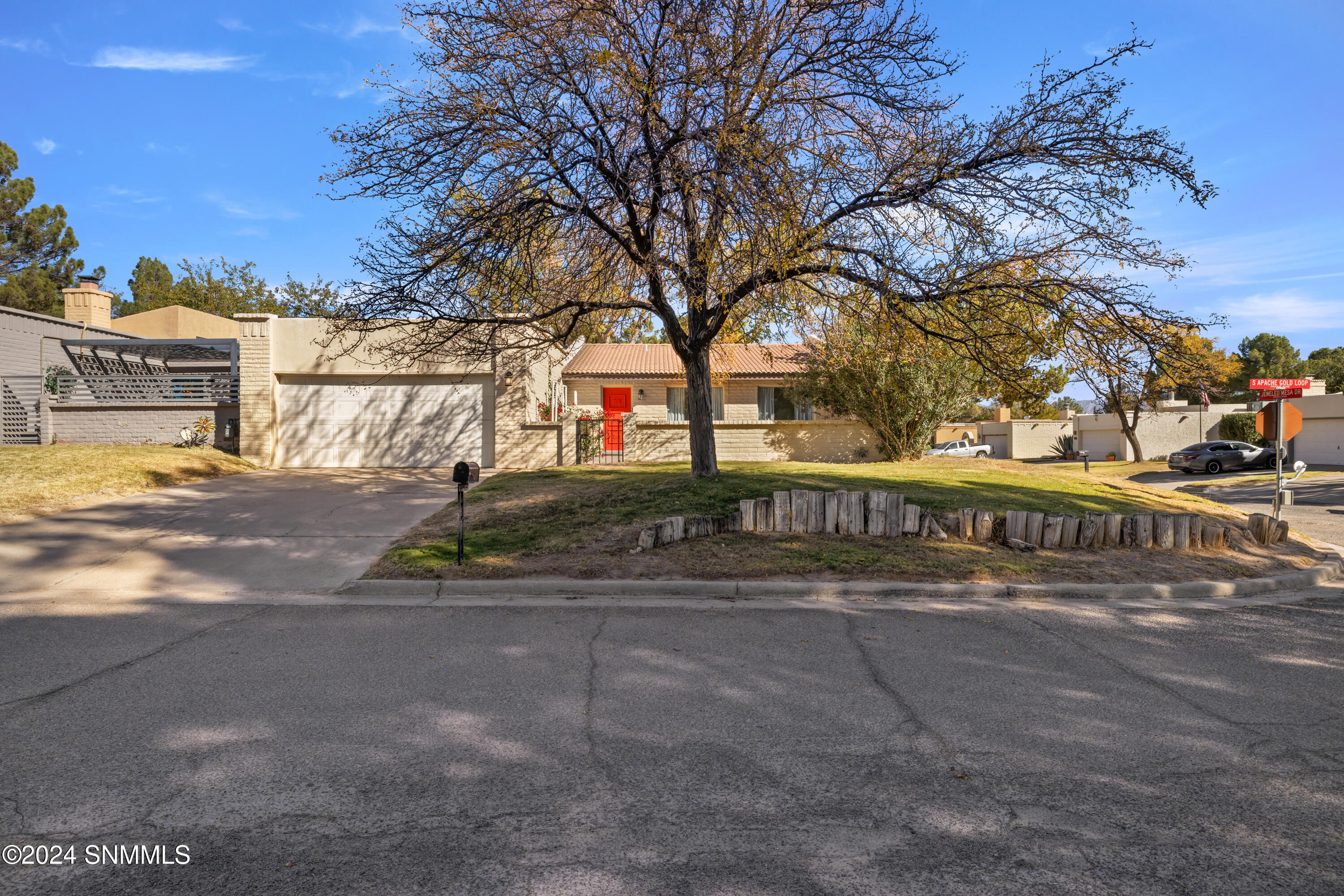 122 S Apache Gold Loop, Santa Teresa, New Mexico image 35