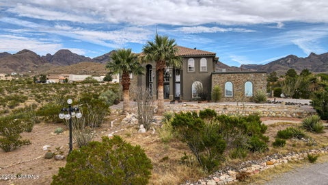 Homes For Sale - 5041 Diamond Mine Road<br/> Las Cruces, NM 88011