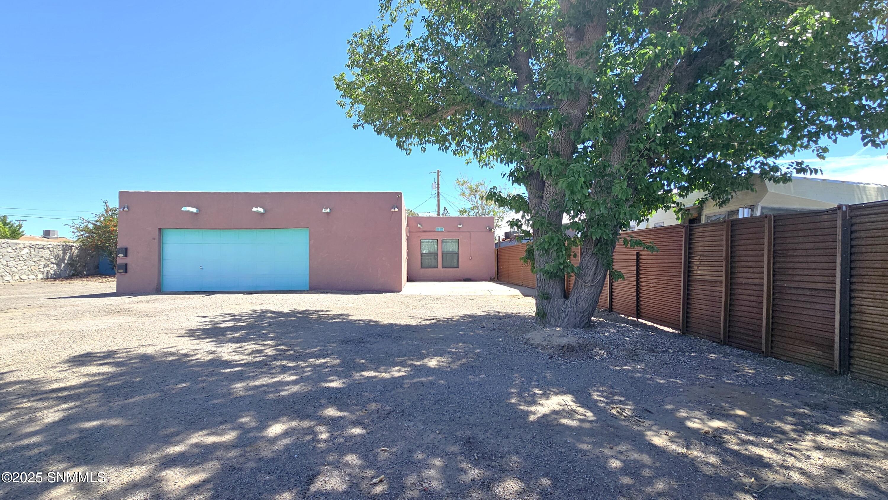 1229 S Espanola Street, Las Cruces, New Mexico image 2