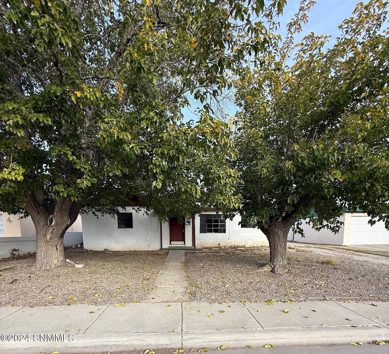 1725 S Locust Street, Las Cruces, New Mexico image 1