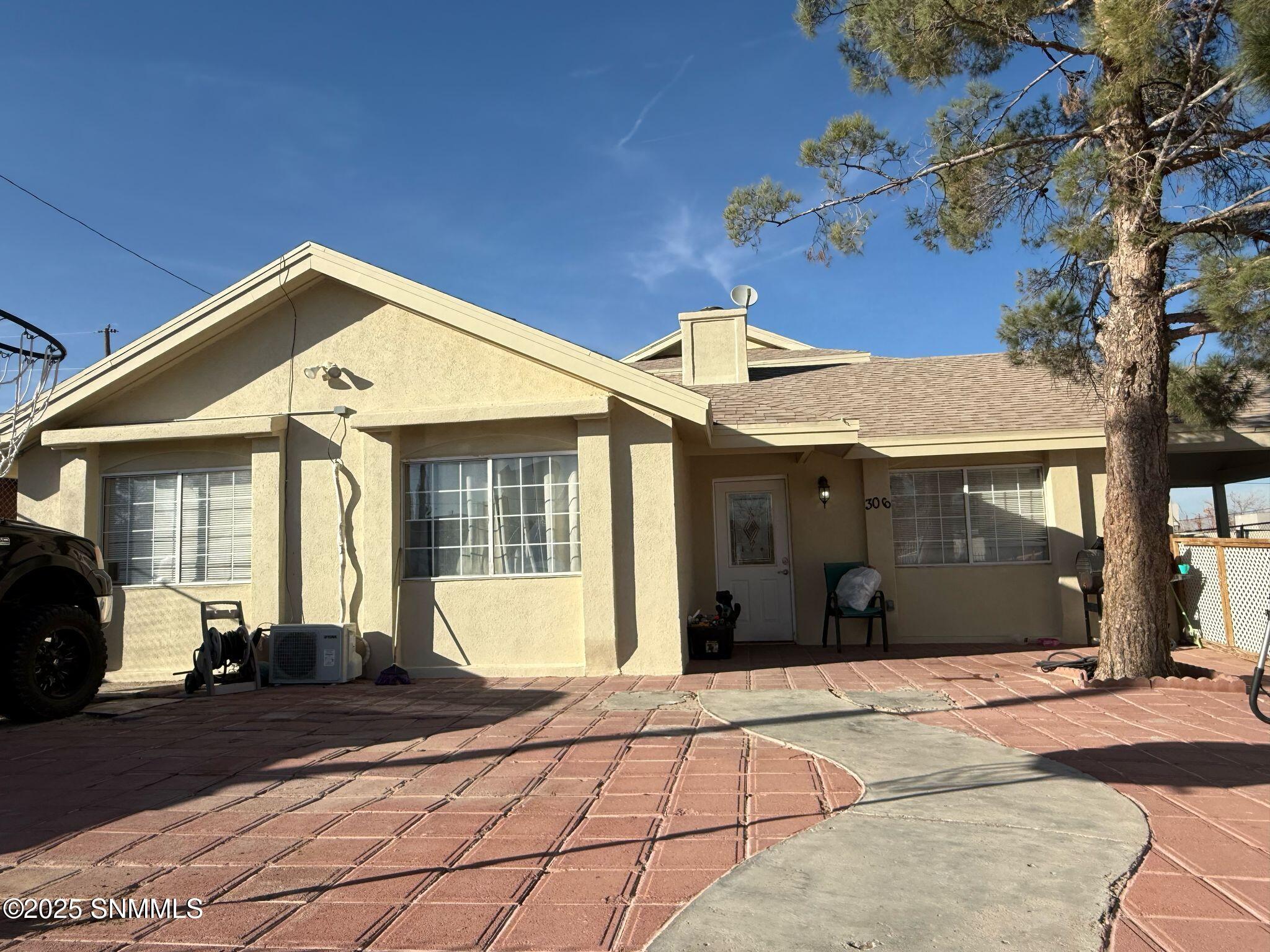 306 Fourth Street, Sunland Park, New Mexico image 2
