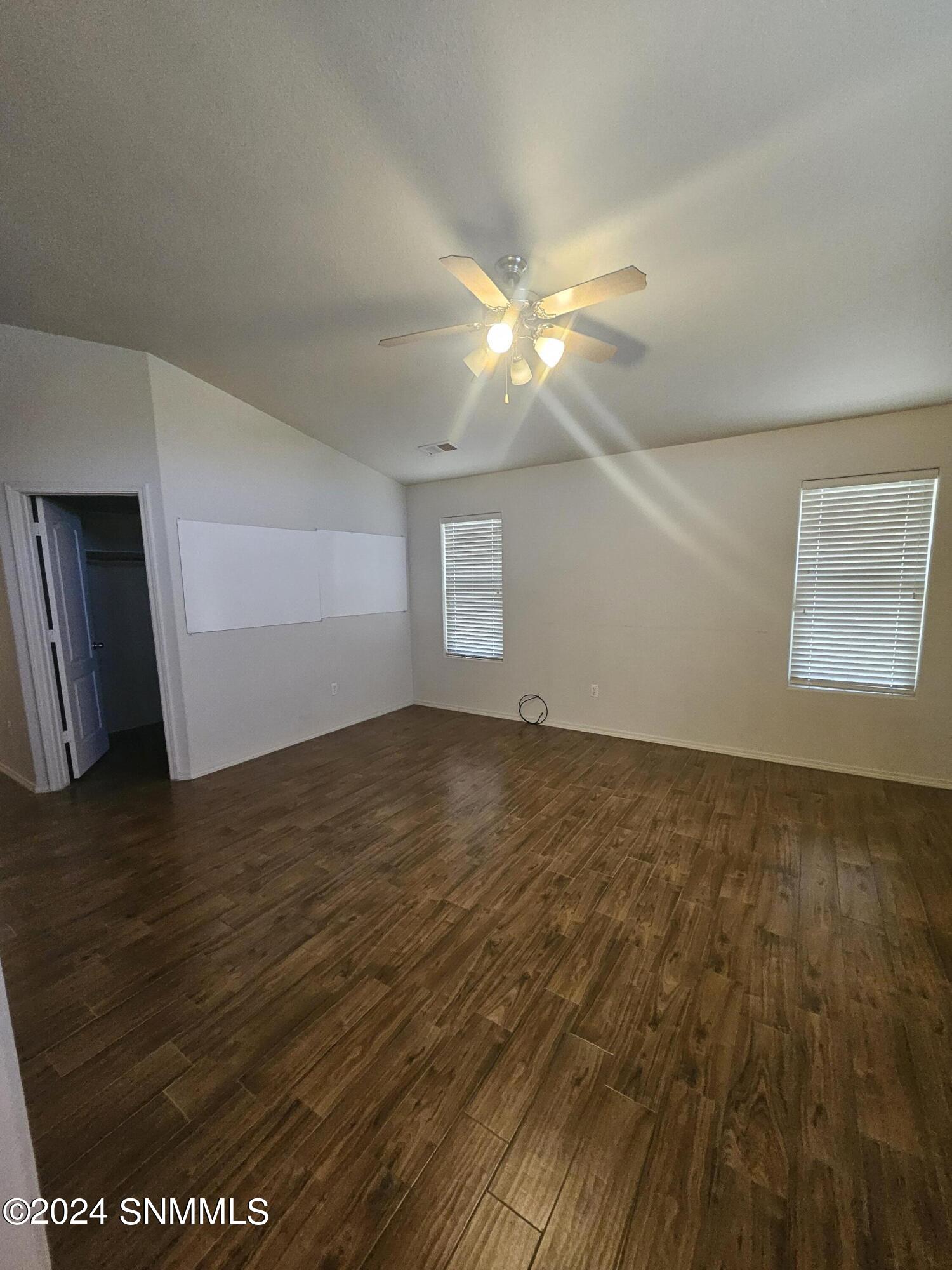 Las Cruces, New Mexico 88011, United States, 3 Bedrooms Bedrooms, ,2 BathroomsBathrooms,Residential,Active,44543