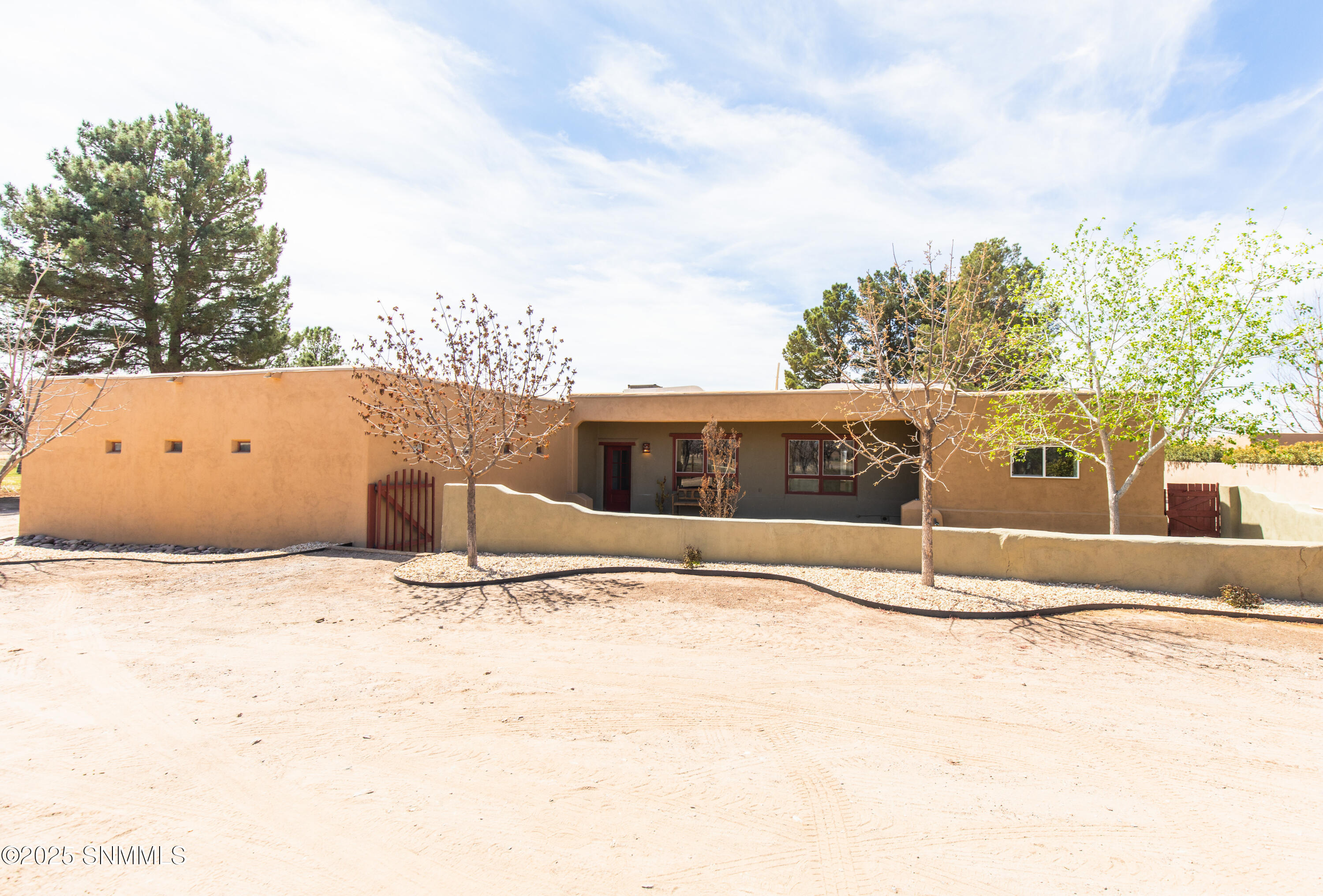 2526 Snow Road, Las Cruces, New Mexico image 1