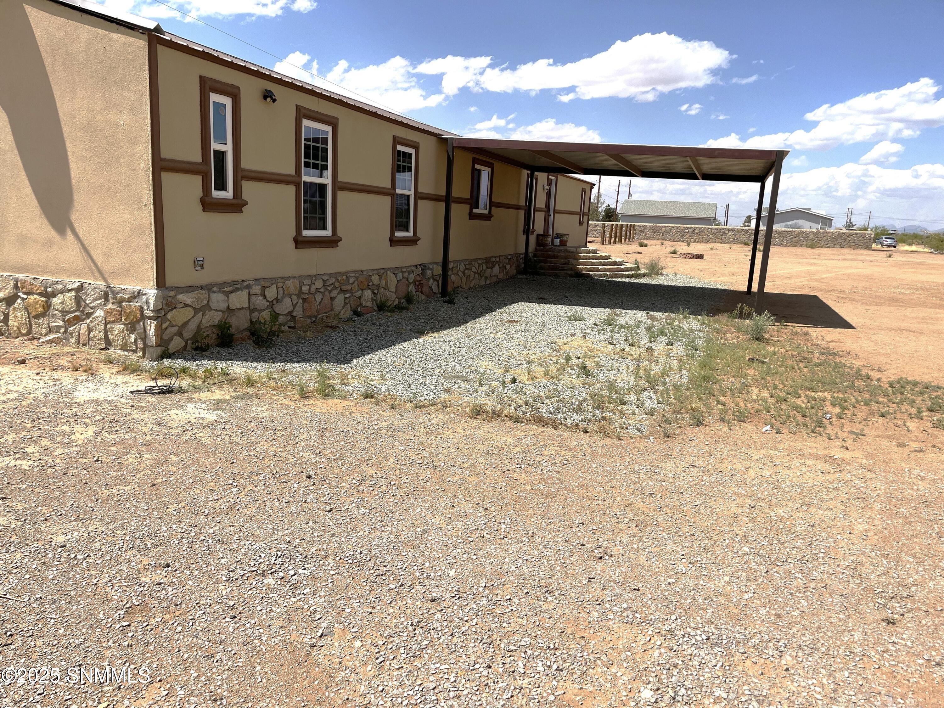 5085 Buttonwillow Ct Place, Las Cruces, New York image 2