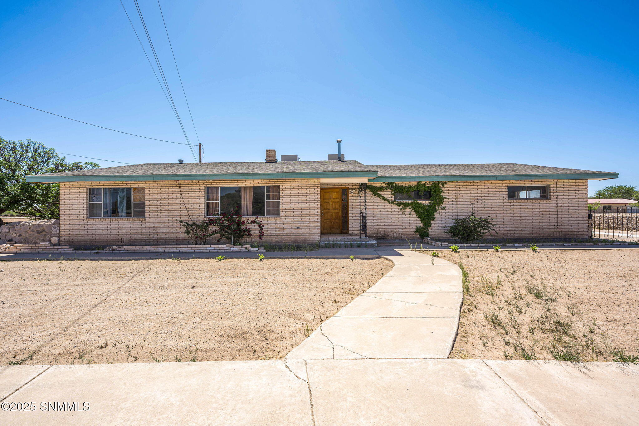 2605 Dona Ana Road, Las Cruces, New Mexico image 1