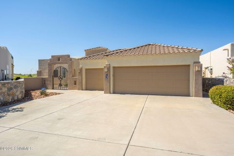 Homes For Sale - 2268 Sedona Hills Parkway<br/> Las Cruces, NM 88011