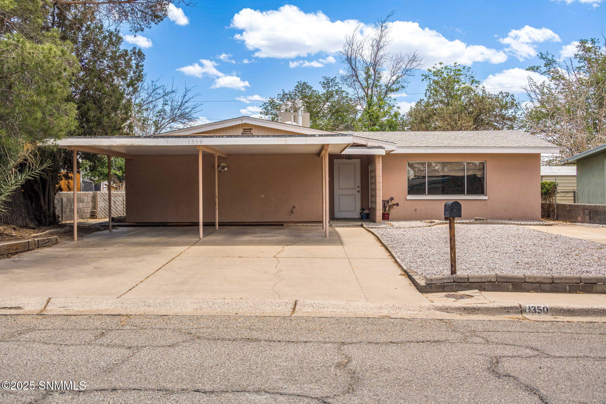 1350 Wofford Dr. Drive, Las Cruces, New Mexico image 2