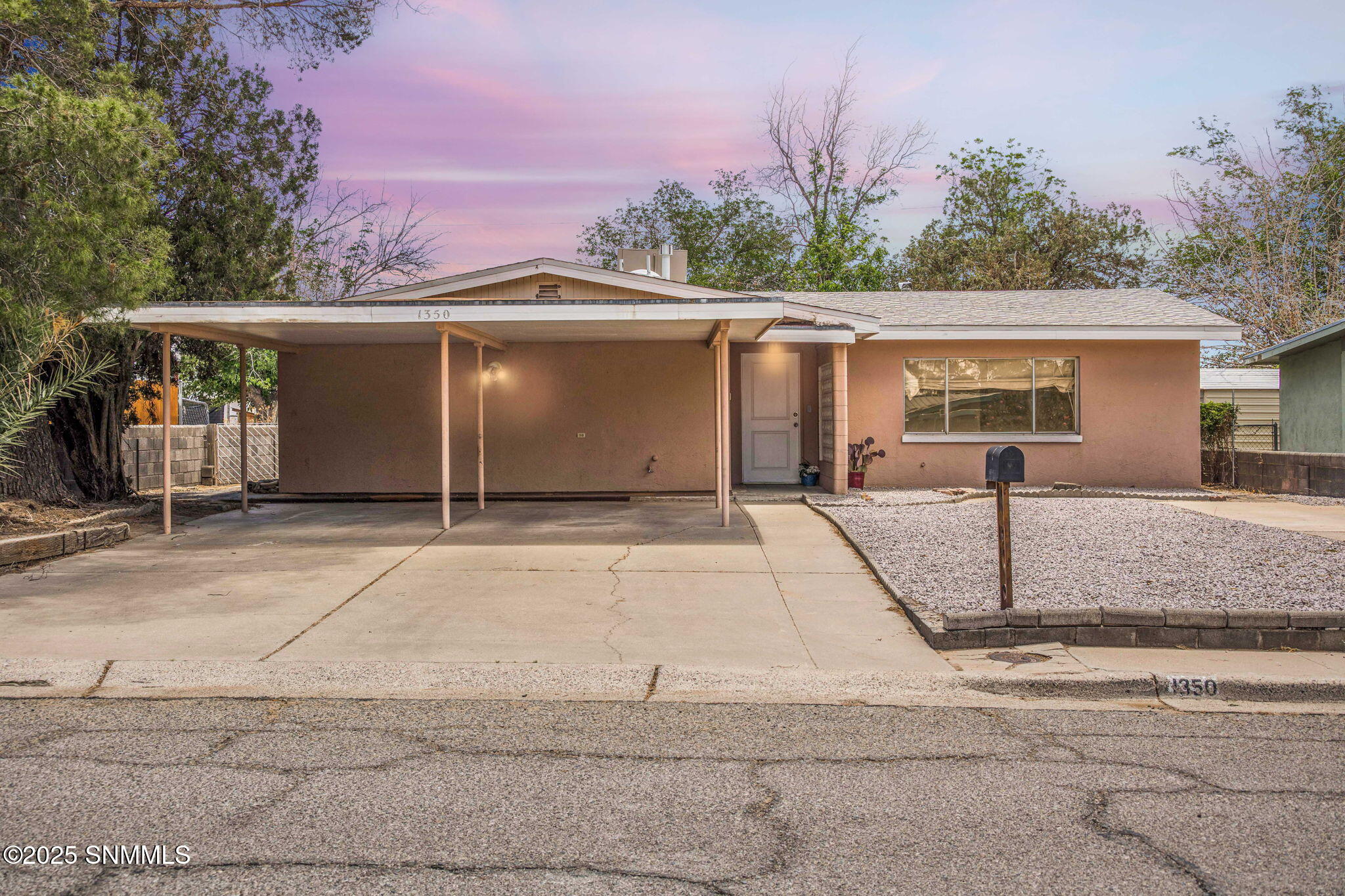 1350 Wofford Dr. Drive, Las Cruces, New Mexico image 1