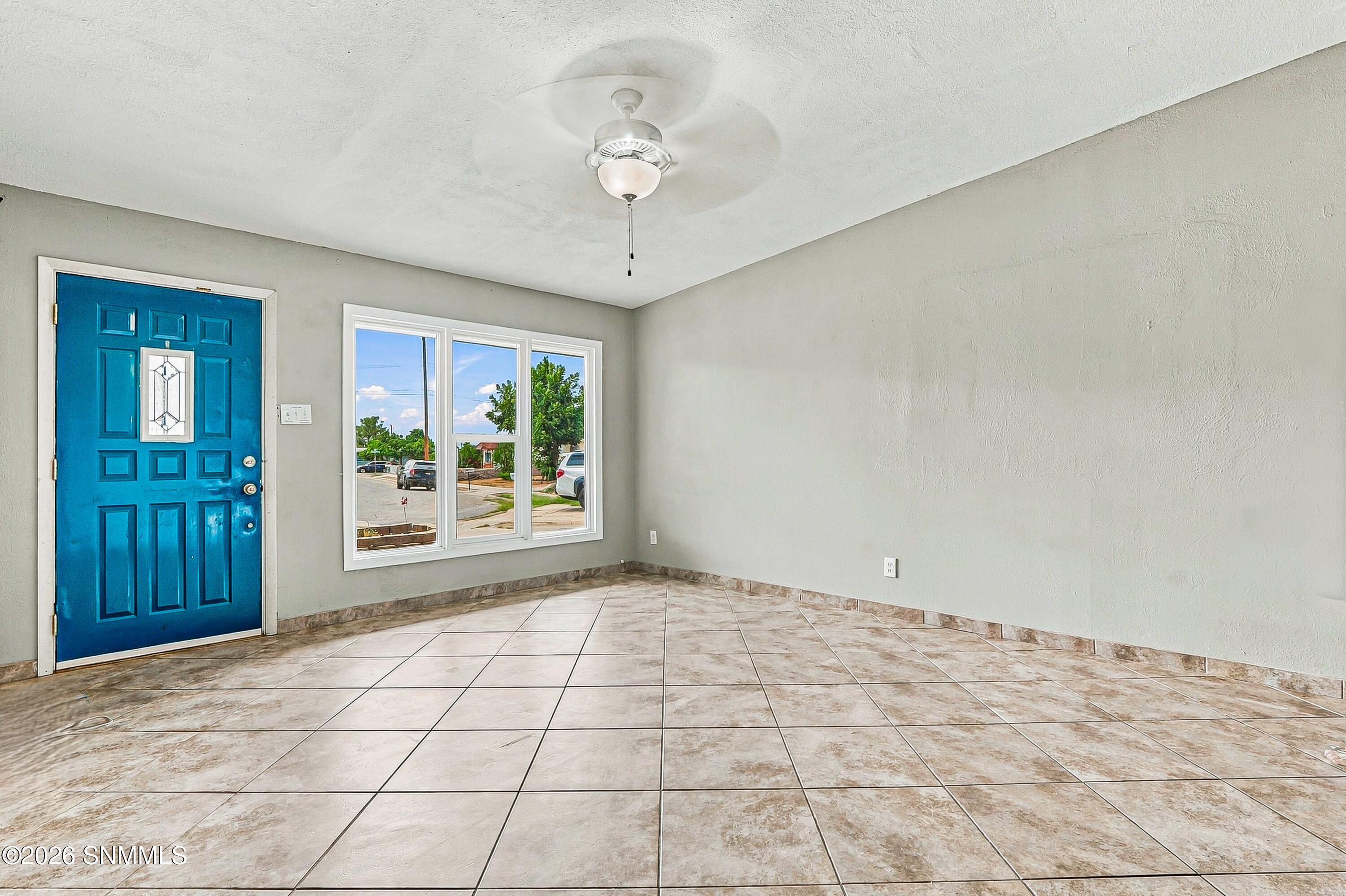 1700 Sacramento Circle - Photo 3