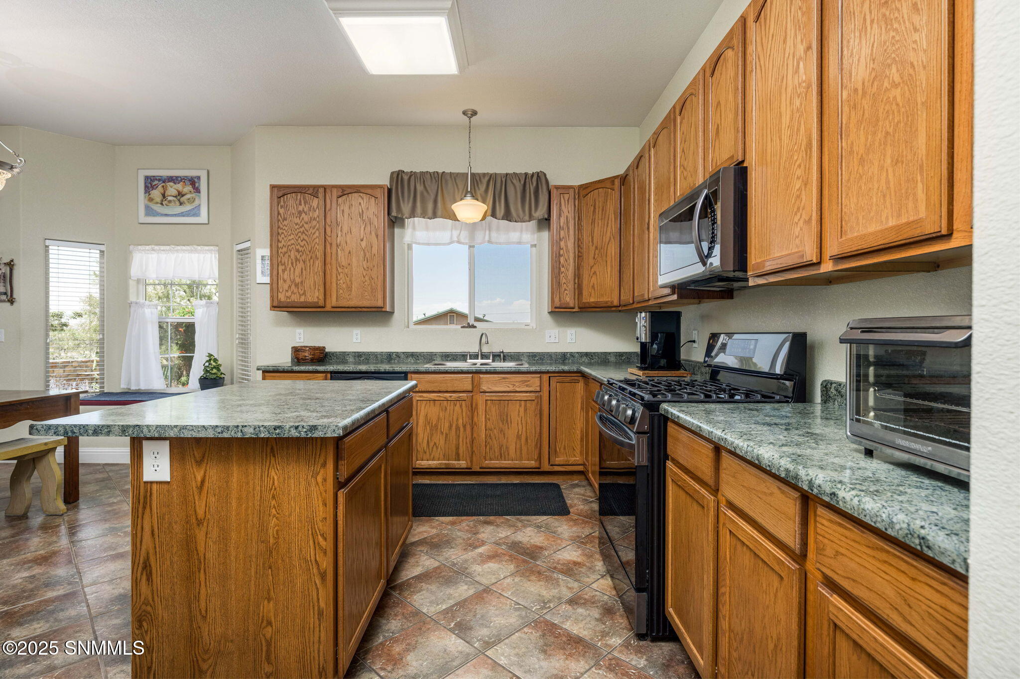 121 W Edgewater Court, Rincon, New York image 16