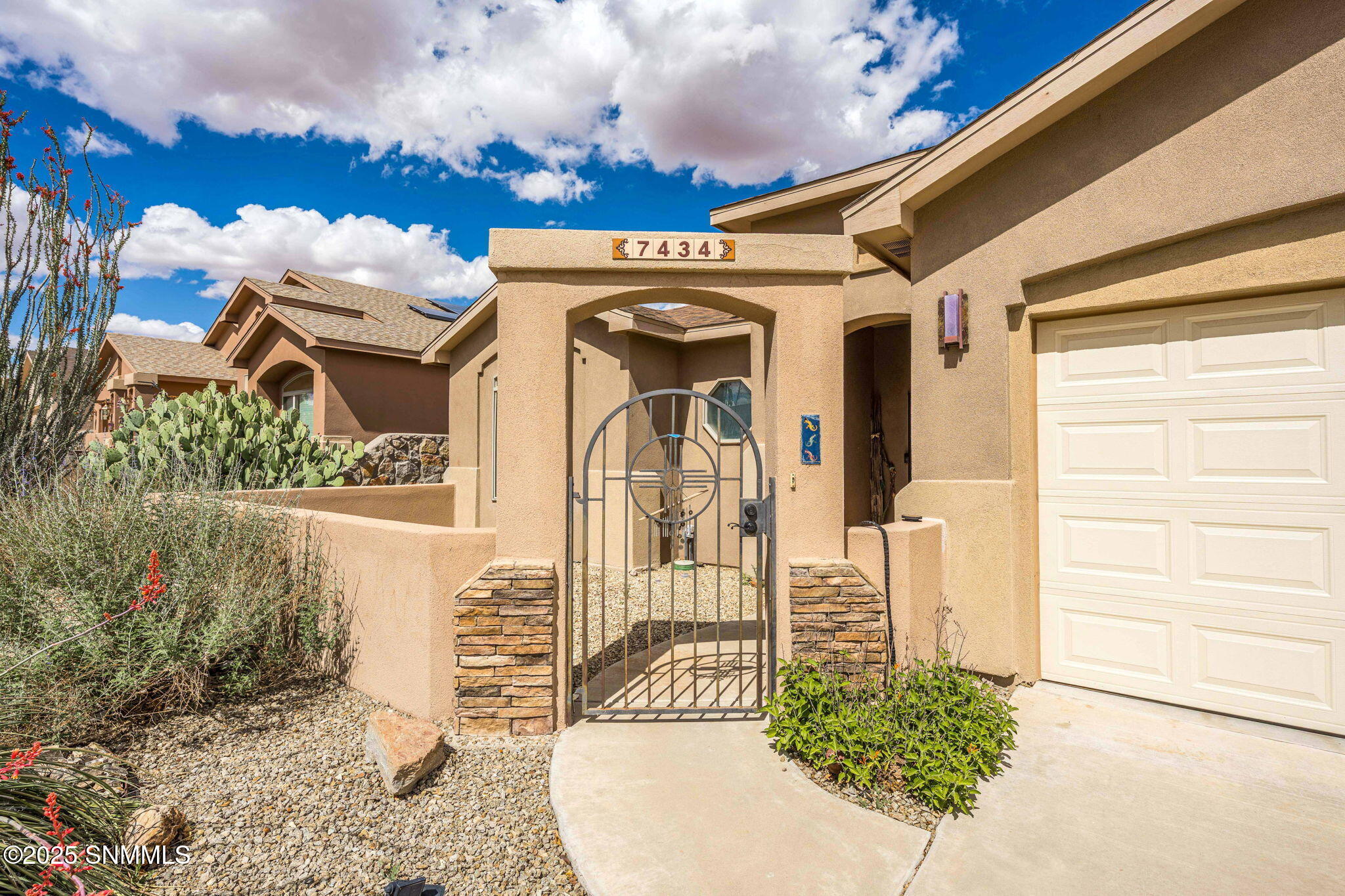 7434 Sierra Luz Drive, Las Cruces, New Mexico image 4