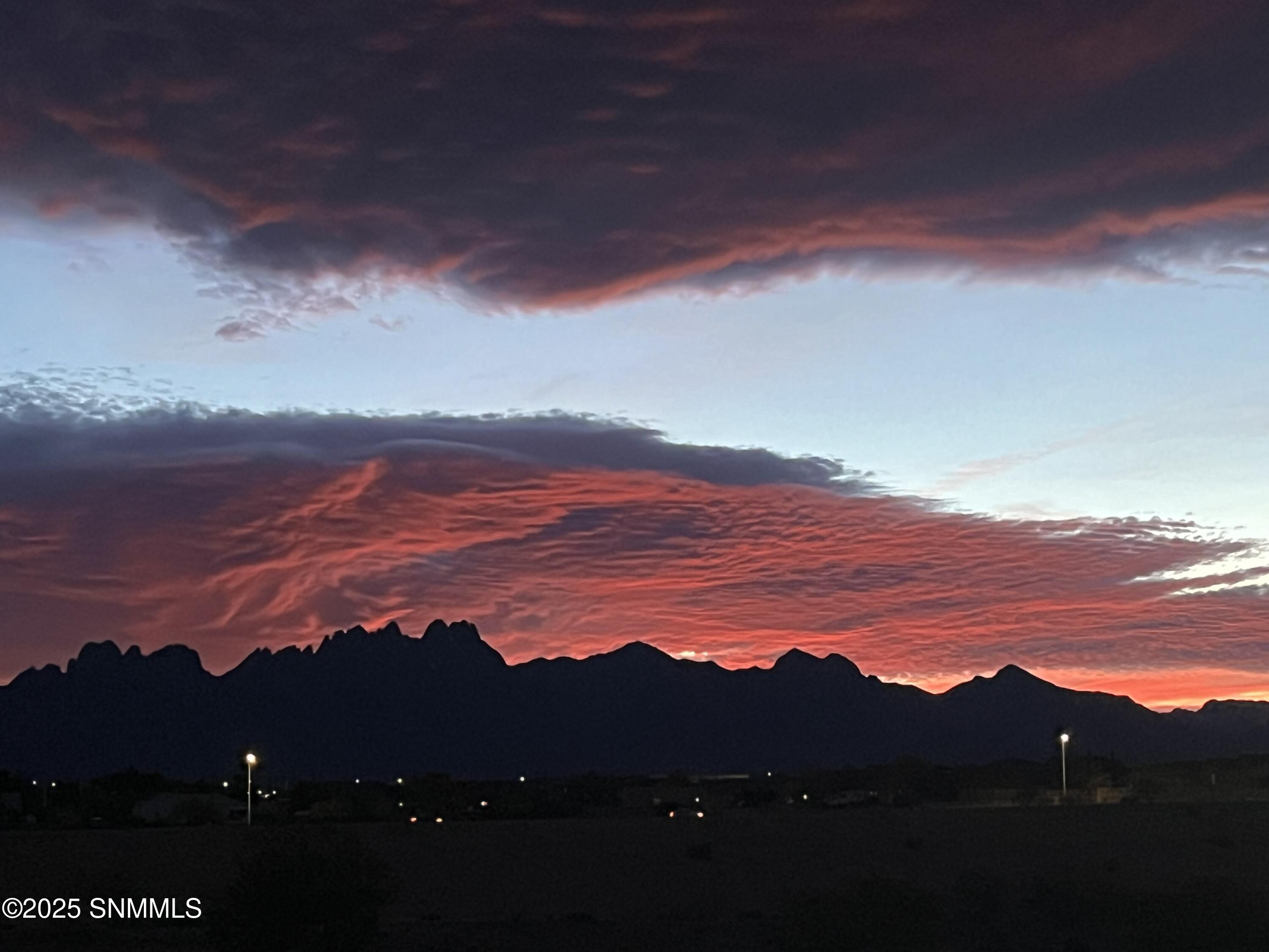 Las Cruces, New Mexico 88012, United States, 3 Bedrooms Bedrooms, ,2 BathroomsBathrooms,Residential,Active,130271