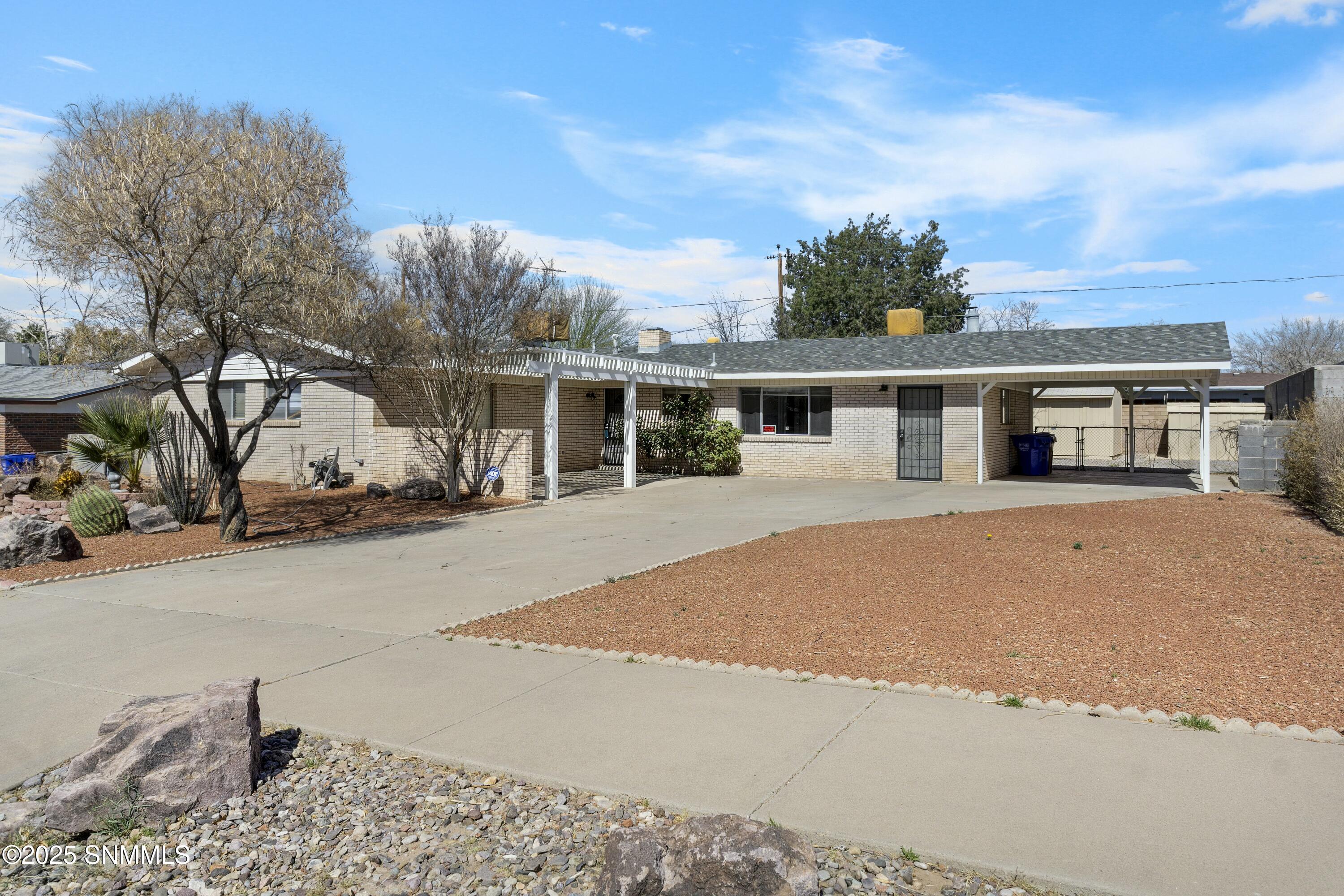 1615 Mariposa Drive, Las Cruces, New Mexico image 2