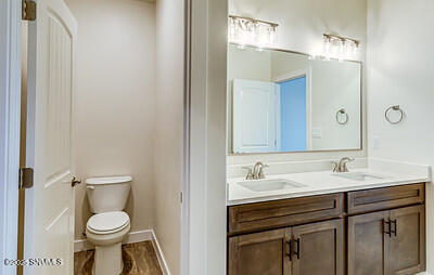 Las Cruces, New Mexico 88011, United States, 3 Bedrooms Bedrooms, ,2 BathroomsBathrooms,Residential,Active,91897