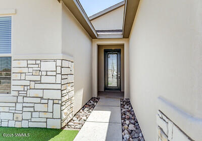 Las Cruces, New Mexico 88011, United States, 3 Bedrooms Bedrooms, ,2 BathroomsBathrooms,Residential,Active,91897