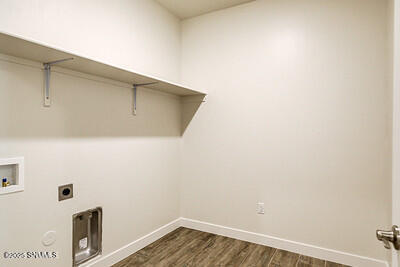 Las Cruces, New Mexico 88011, United States, 3 Bedrooms Bedrooms, ,2 BathroomsBathrooms,Residential,Active,91897