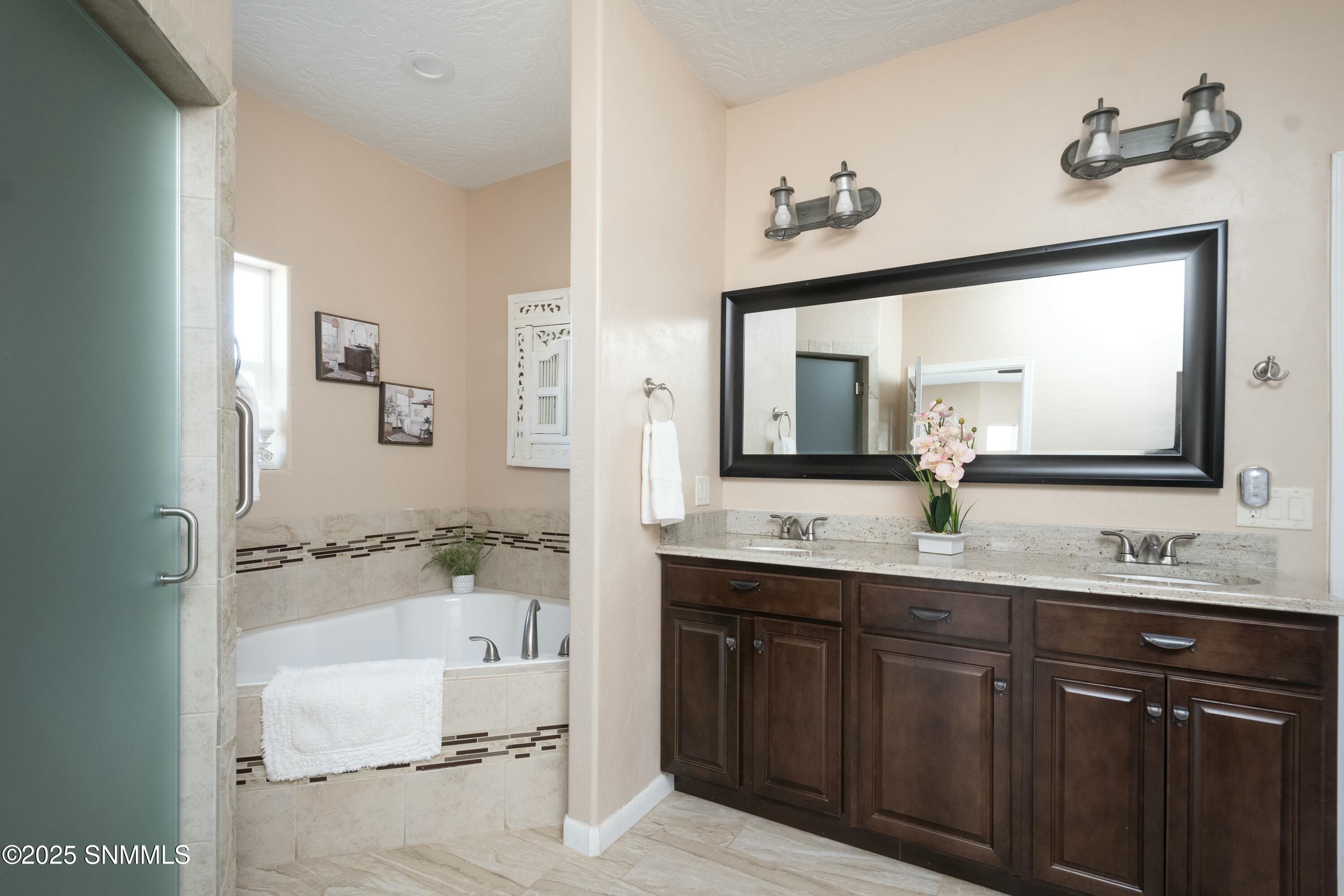 10595 Durango Road, Deming, New York image 21