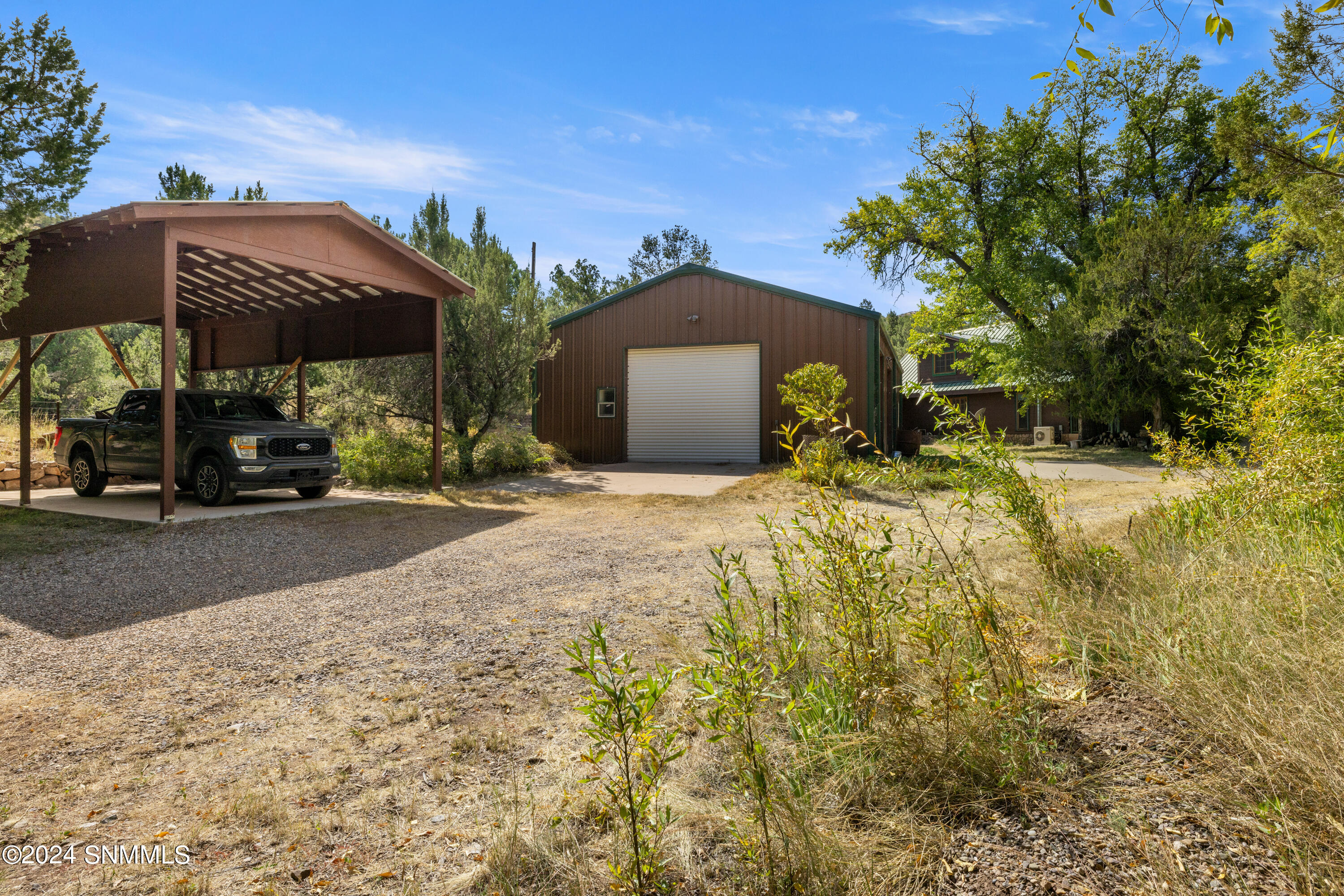 6 Kingston North Street, Hillsboro, New Mexico image 2