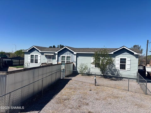Apartment For Sale - 1106 N Tornillo Street<br/> Las Cruces, NM 88001