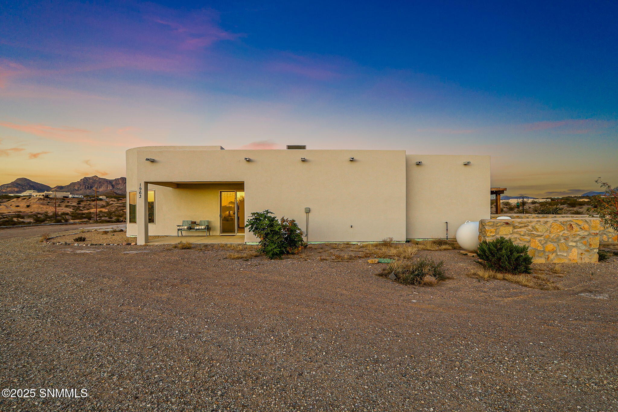 1963 Guamis Road - Photo 4
