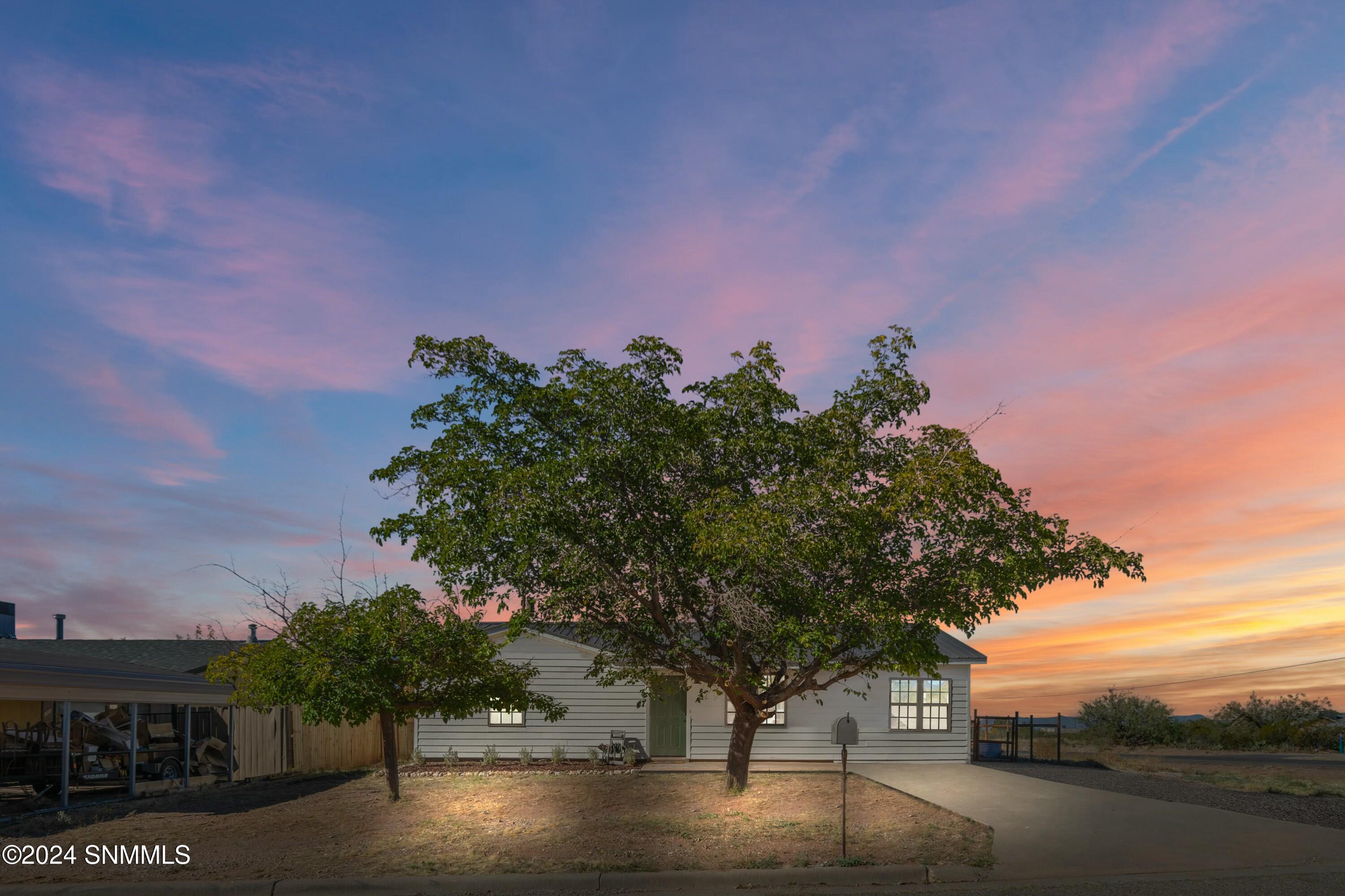 2 Malpais Avenue, La Luz, New Mexico image 1