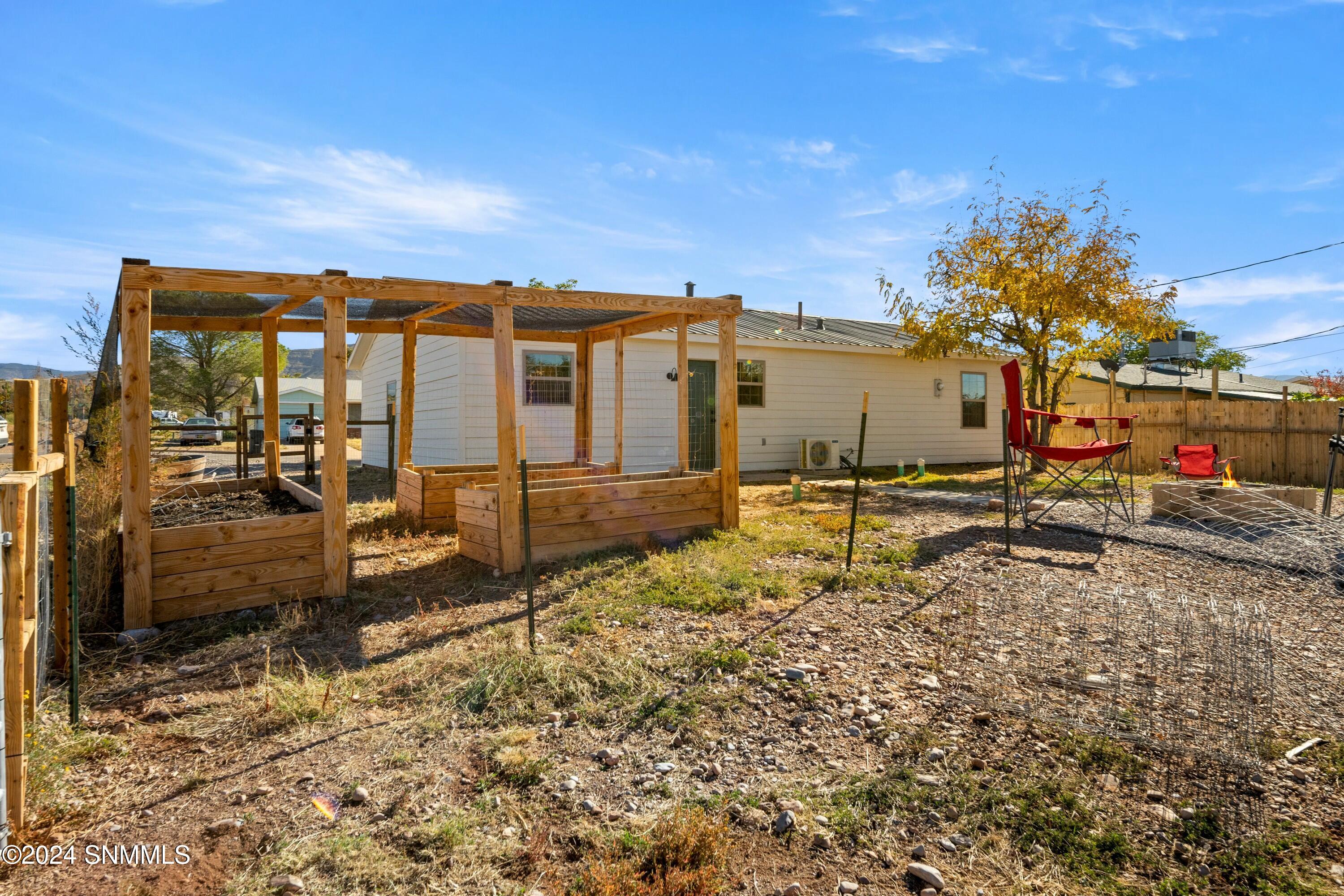 2 Malpais Avenue, La Luz, New Mexico image 26