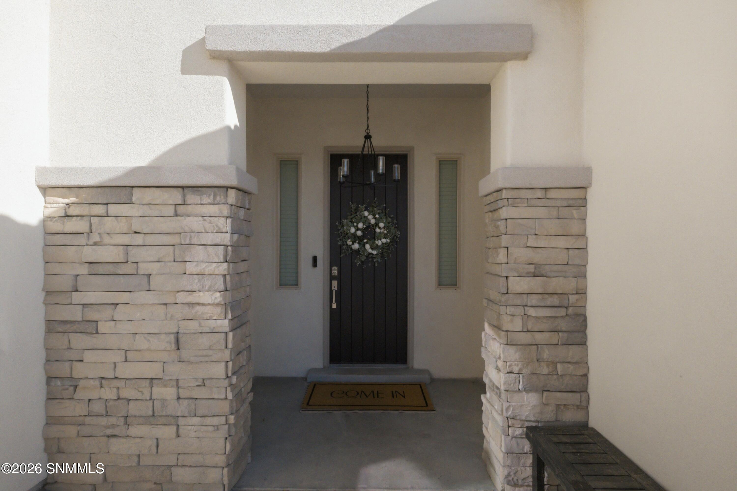 3777 Nightingale Avenue - Photo 3