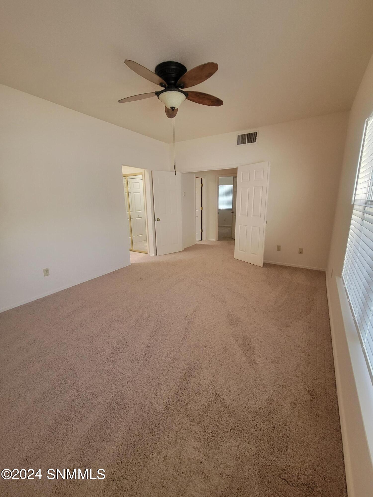 Las Cruces, New Mexico 88011, United States, 2 Bedrooms Bedrooms, ,2 BathroomsBathrooms,Residential,Pending,62132