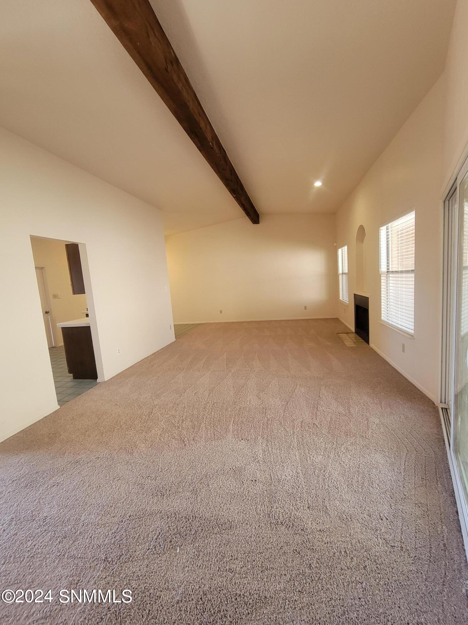 Las Cruces, New Mexico 88011, United States, 2 Bedrooms Bedrooms, ,2 BathroomsBathrooms,Residential,Pending,62132