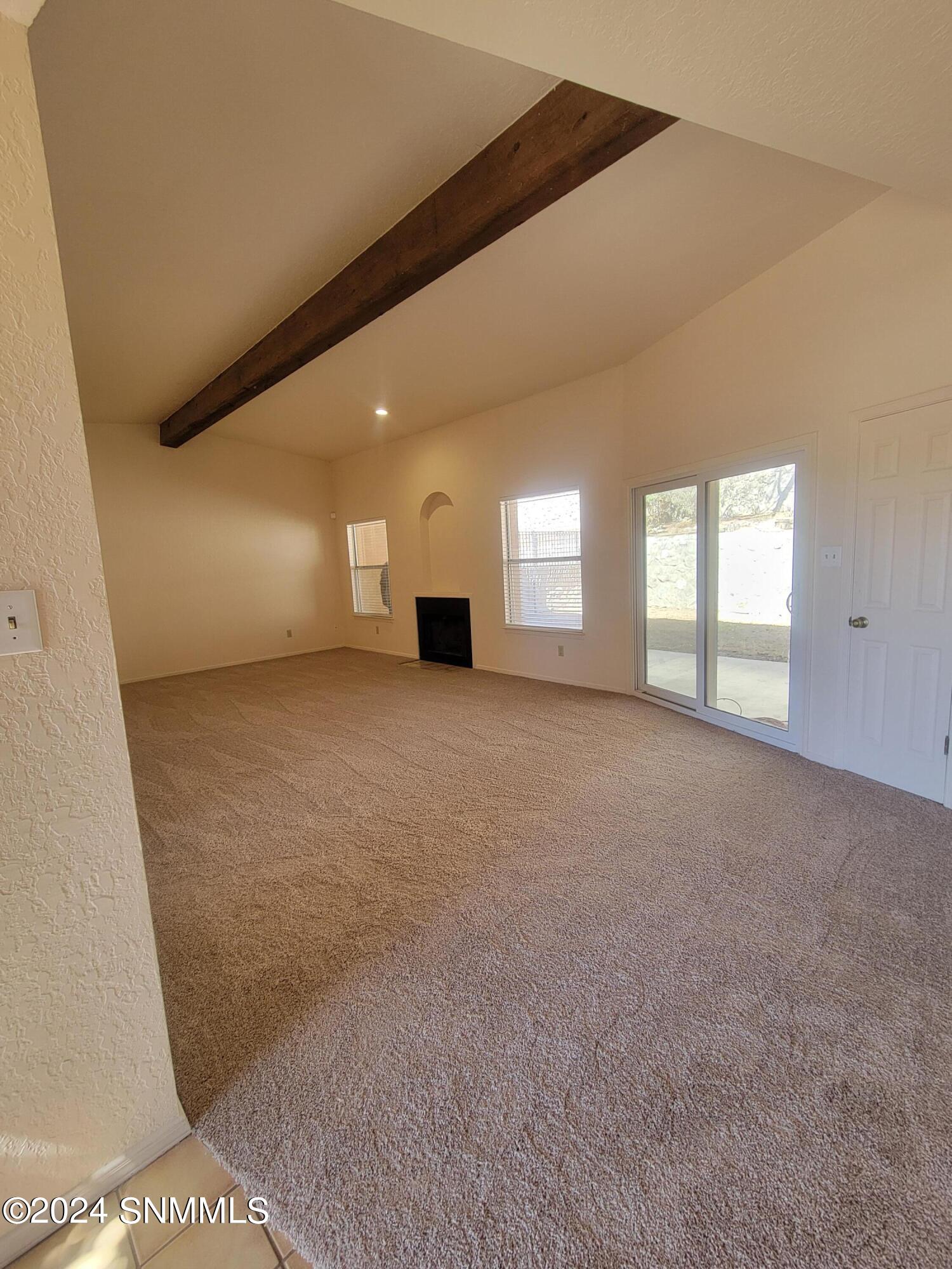 Las Cruces, New Mexico 88011, United States, 2 Bedrooms Bedrooms, ,2 BathroomsBathrooms,Residential,Pending,62132