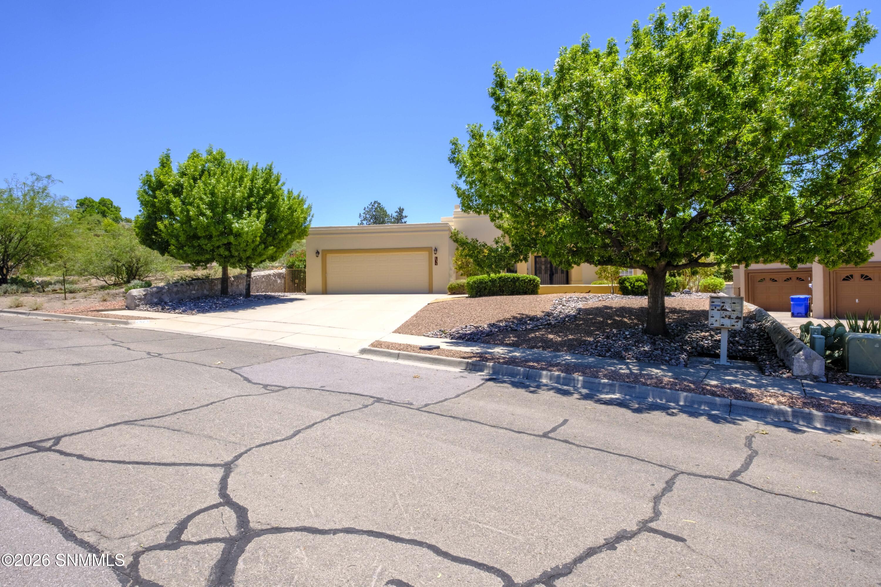 2623 Comstock Court - Photo 4