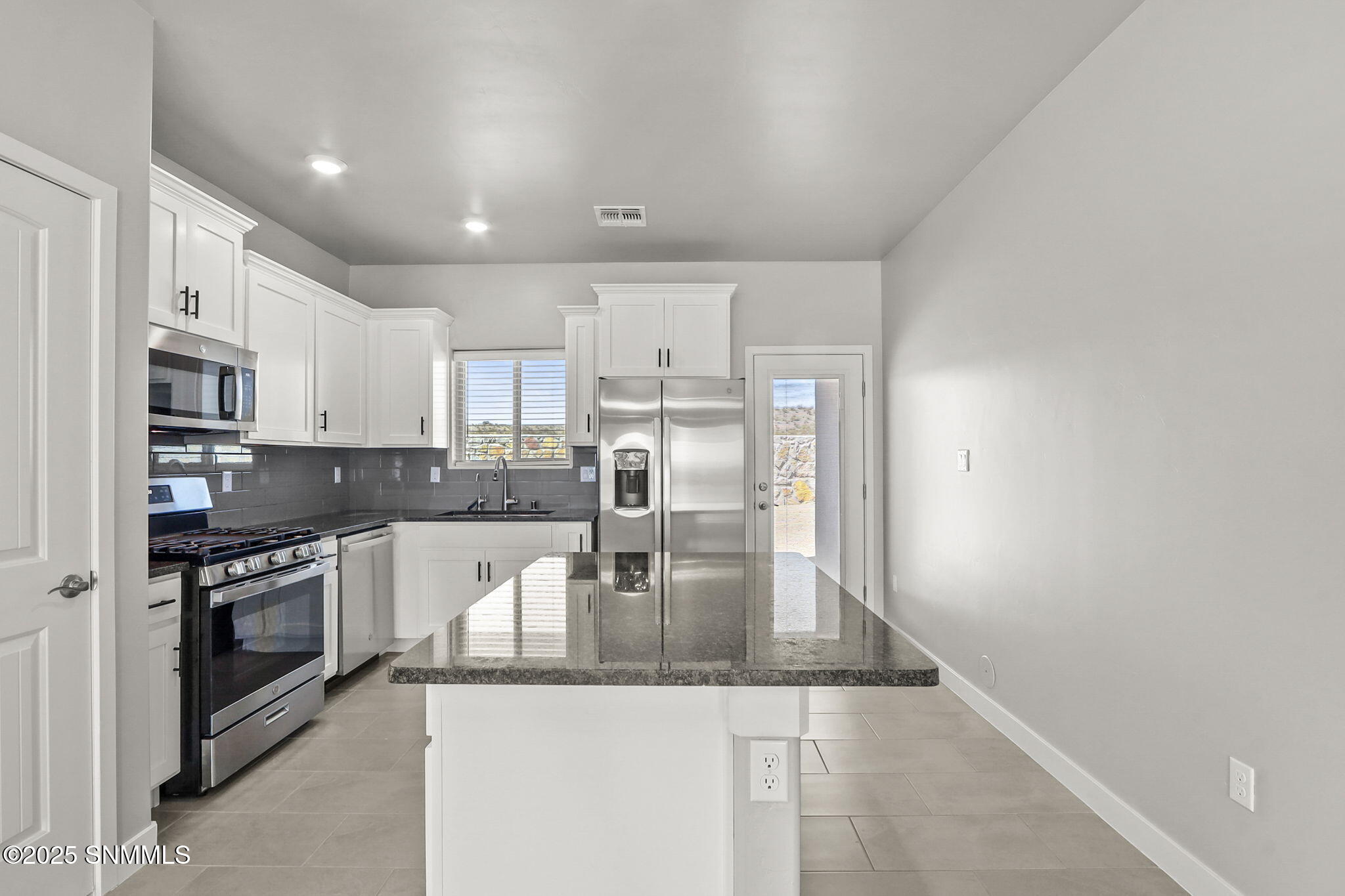 7486 Eagle Vista Street, Las Cruces, New York image 20