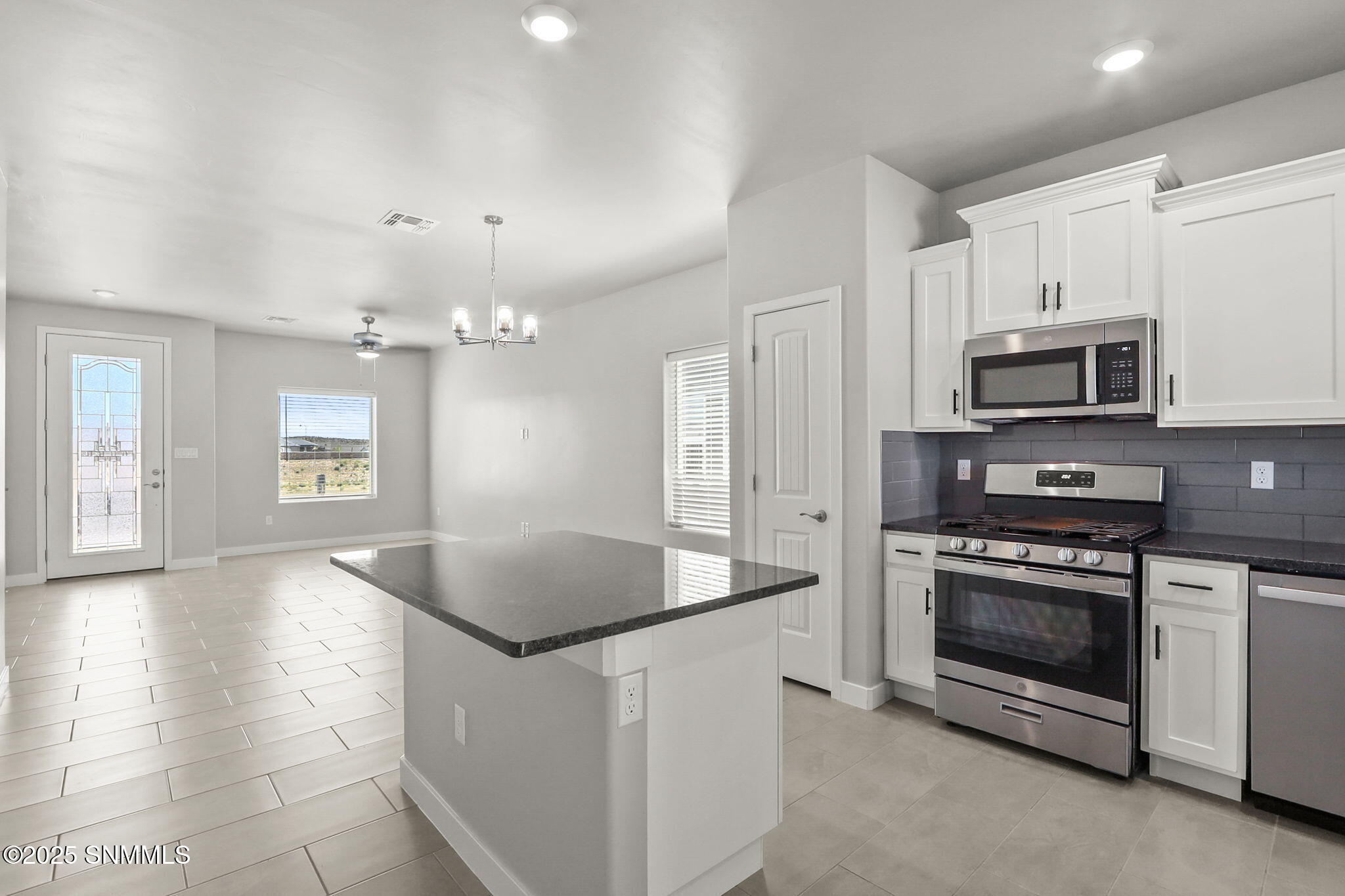 7486 Eagle Vista Street, Las Cruces, New York image 23