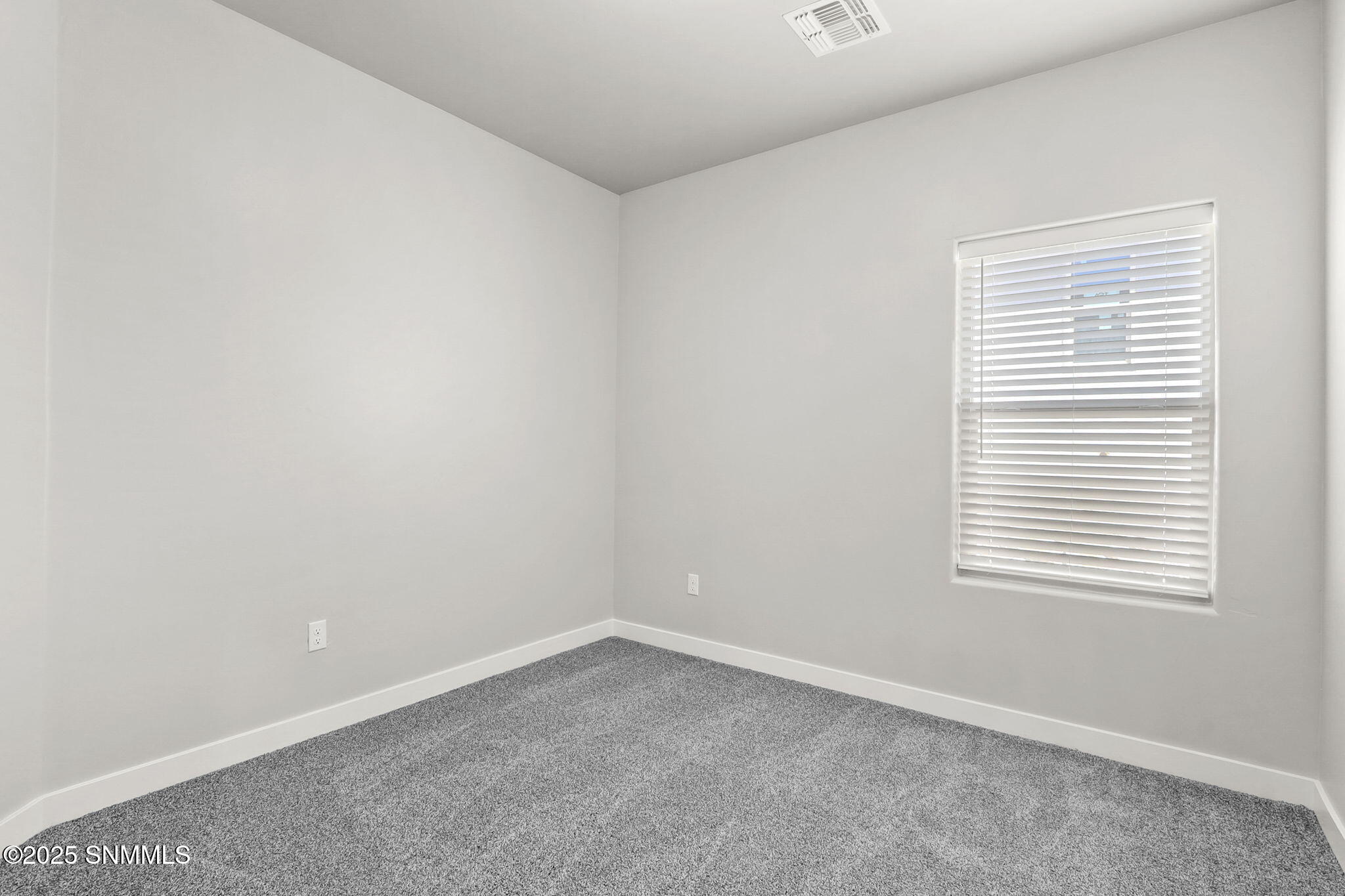 7486 Eagle Vista Street, Las Cruces, New York image 9