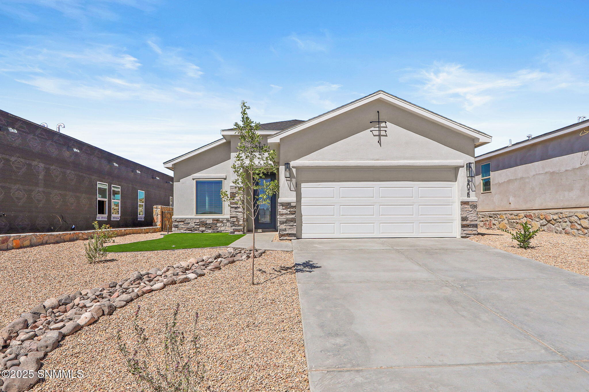 7486 Eagle Vista Street, Las Cruces, New York image 1