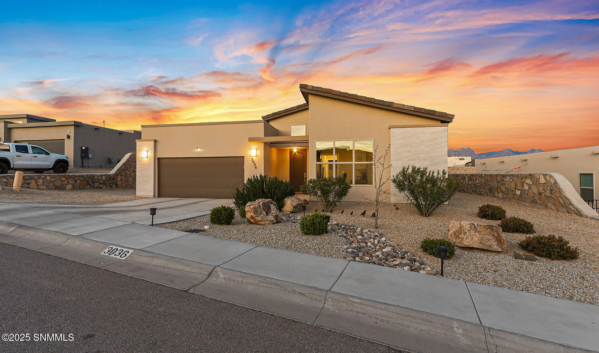 3036 Maddox Loop, Las Cruces, New Mexico image 2