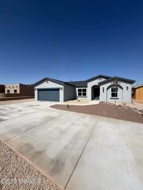 Homes For Sale - 6545 Thrush Pl Street<br/> Las Cruces, NM 88012