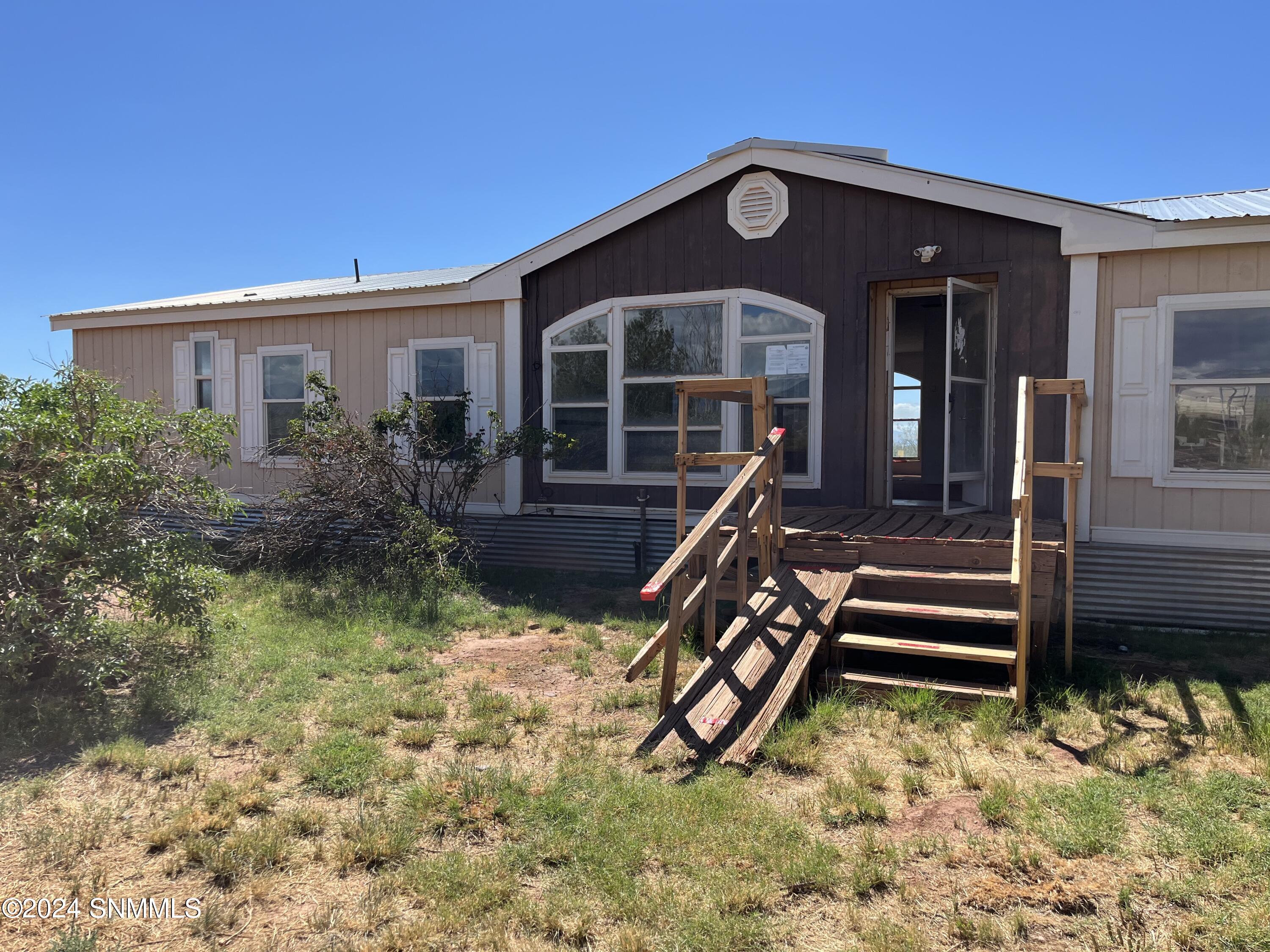 99 Mariposa Ln Lane, Tularosa, New Mexico image 1