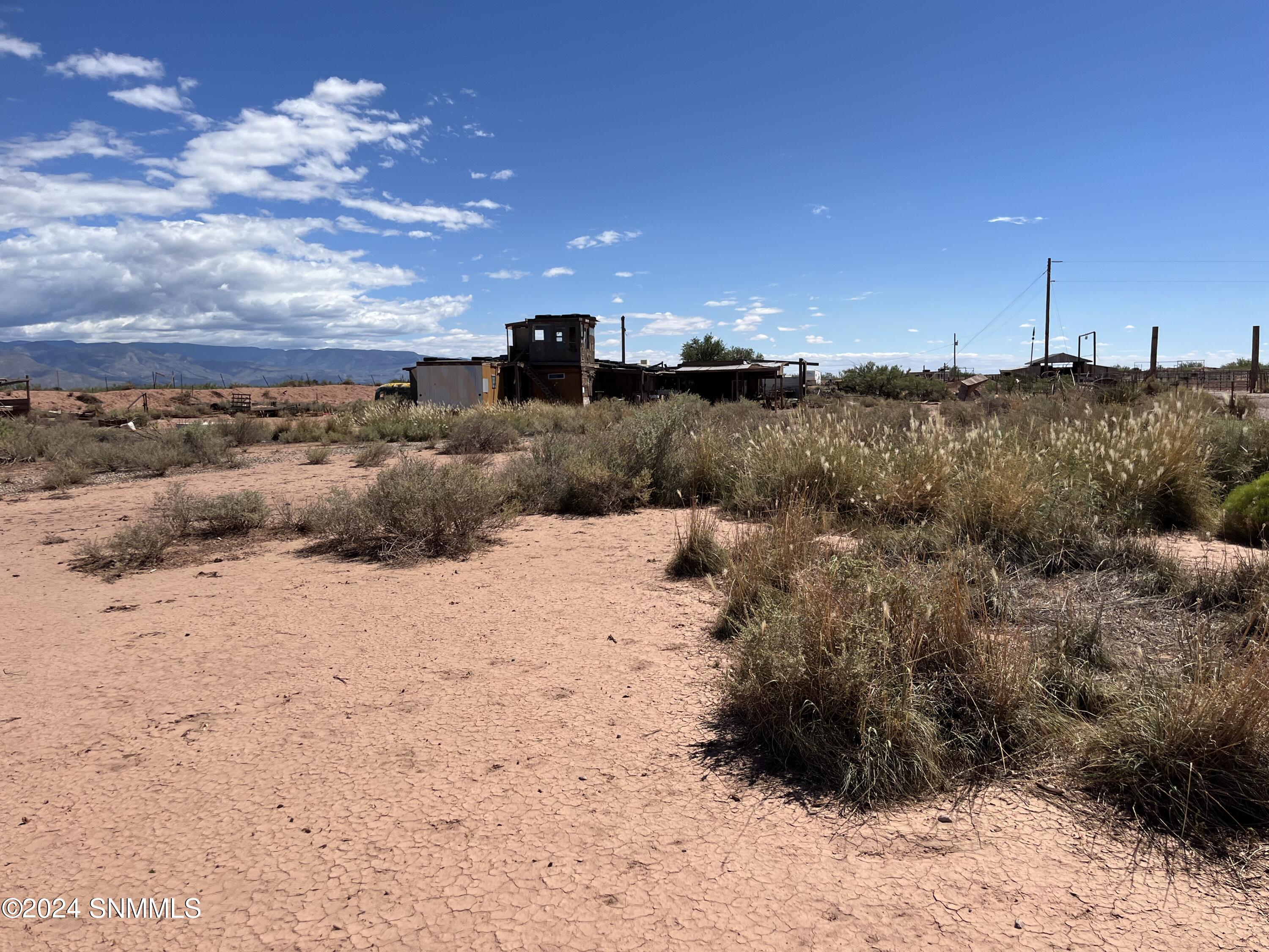 99 Mariposa Ln Lane, Tularosa, New Mexico image 6