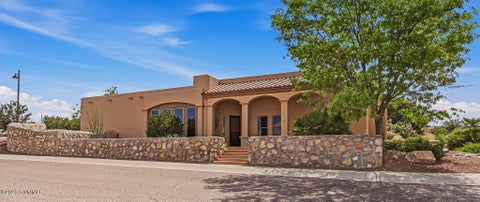 Homes For Sale - 3645 Midnight Ridge Drive<br/> Las Cruces, NM 88011