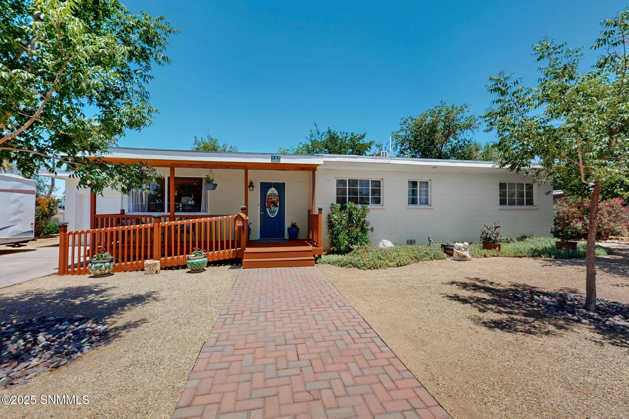 150 Roberts Drive, Las Cruces, New York image 2