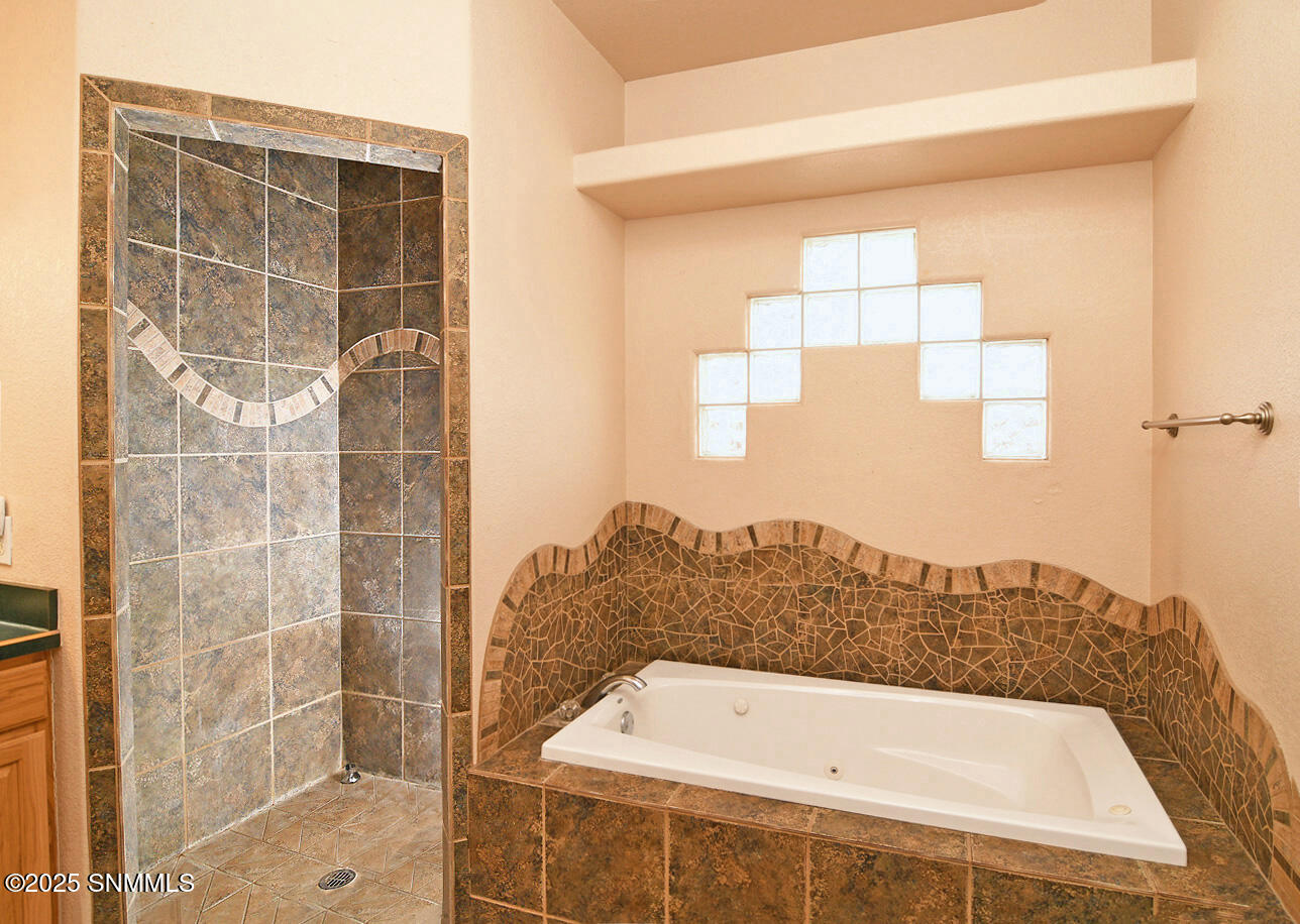 1819 Bentley Drive, Las Cruces, New Mexico image 22