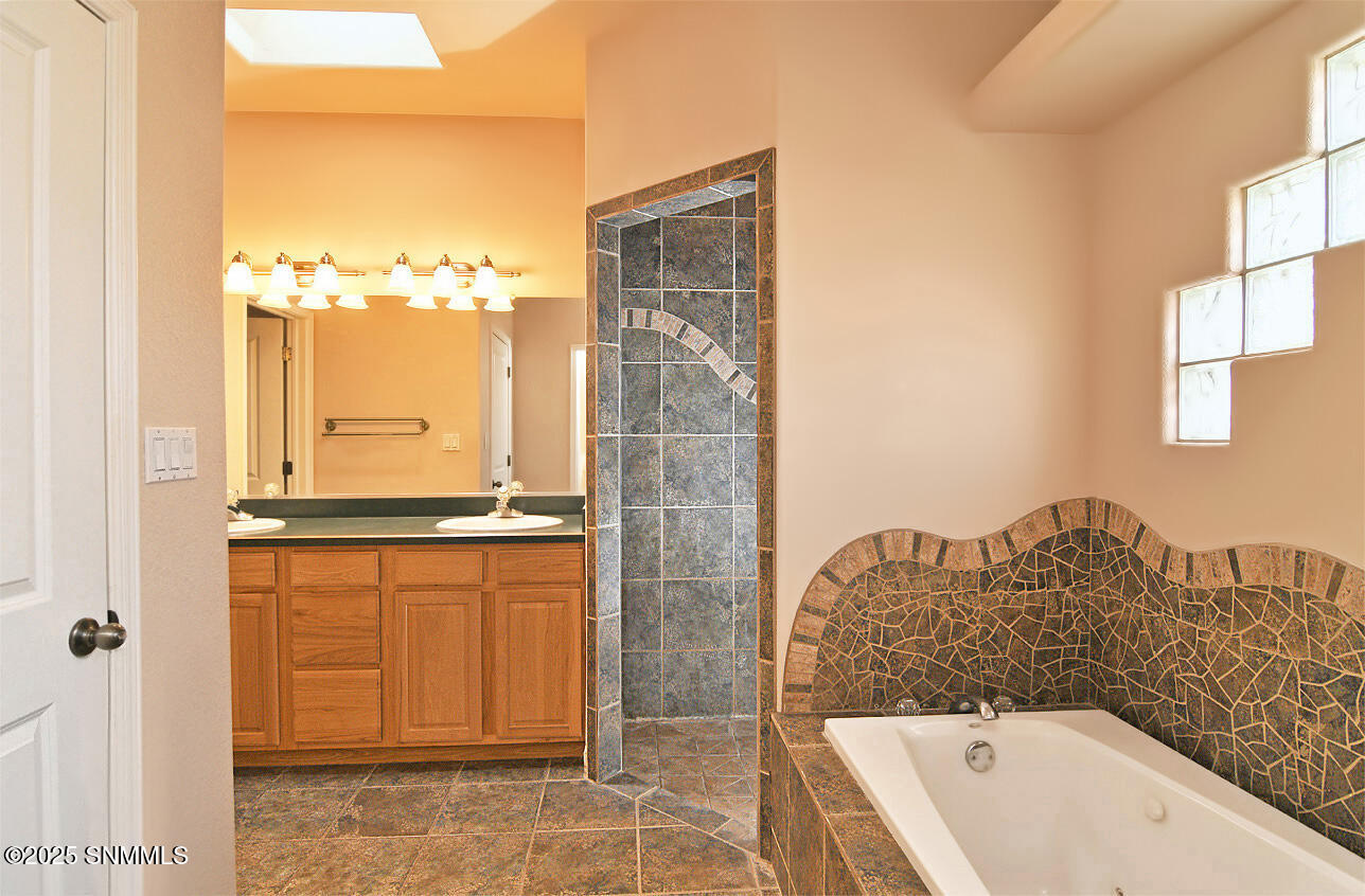 1819 Bentley Drive, Las Cruces, New Mexico image 23