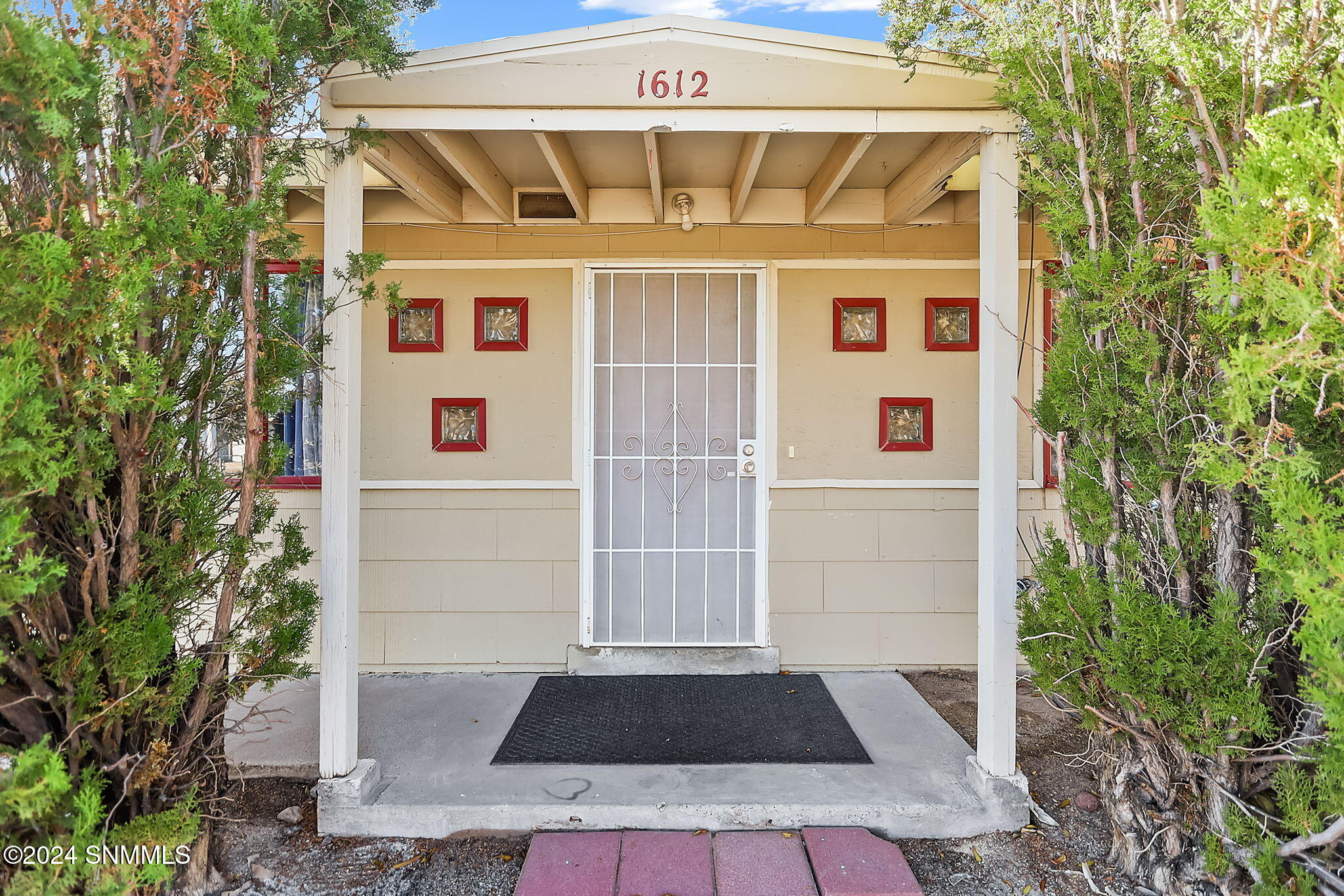 1612 Stull Drive, Las Cruces, New Mexico image 2