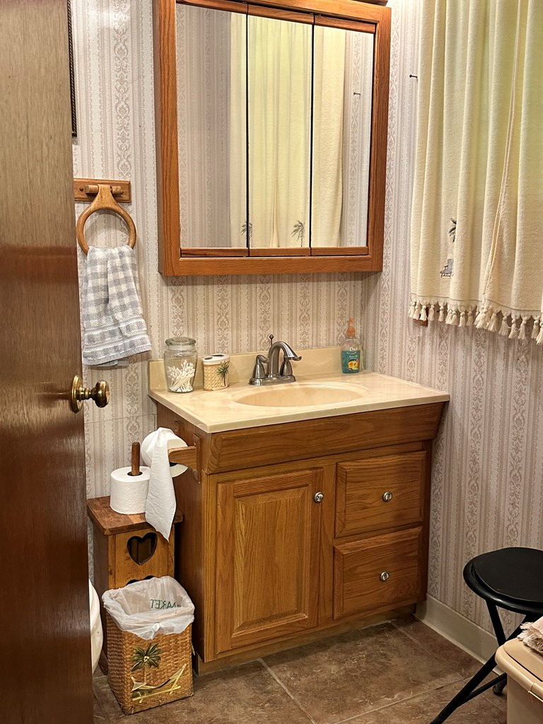 Magnolia, Mississippi 39652, United States, 3 Bedrooms Bedrooms, ,2 BathroomsBathrooms,Residential,Pending,77198