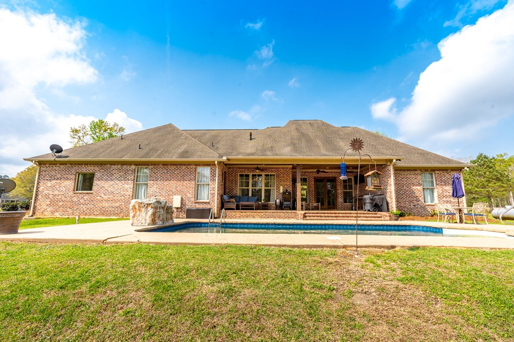 McComb, Mississippi 39648, United States, 4 Bedrooms Bedrooms, ,4 BathroomsBathrooms,Residential,Contingent,47636