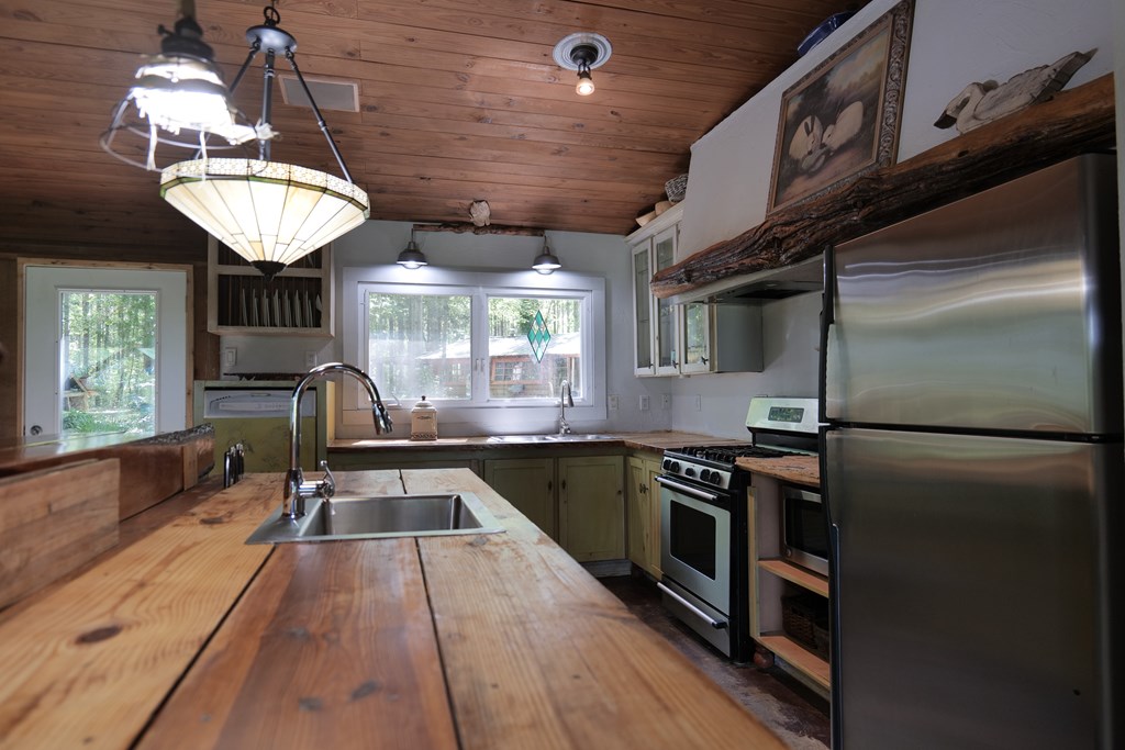 Magnolia, Mississippi 39652, United States, 3 Bedrooms Bedrooms, ,3 BathroomsBathrooms,Residential,Active,57825